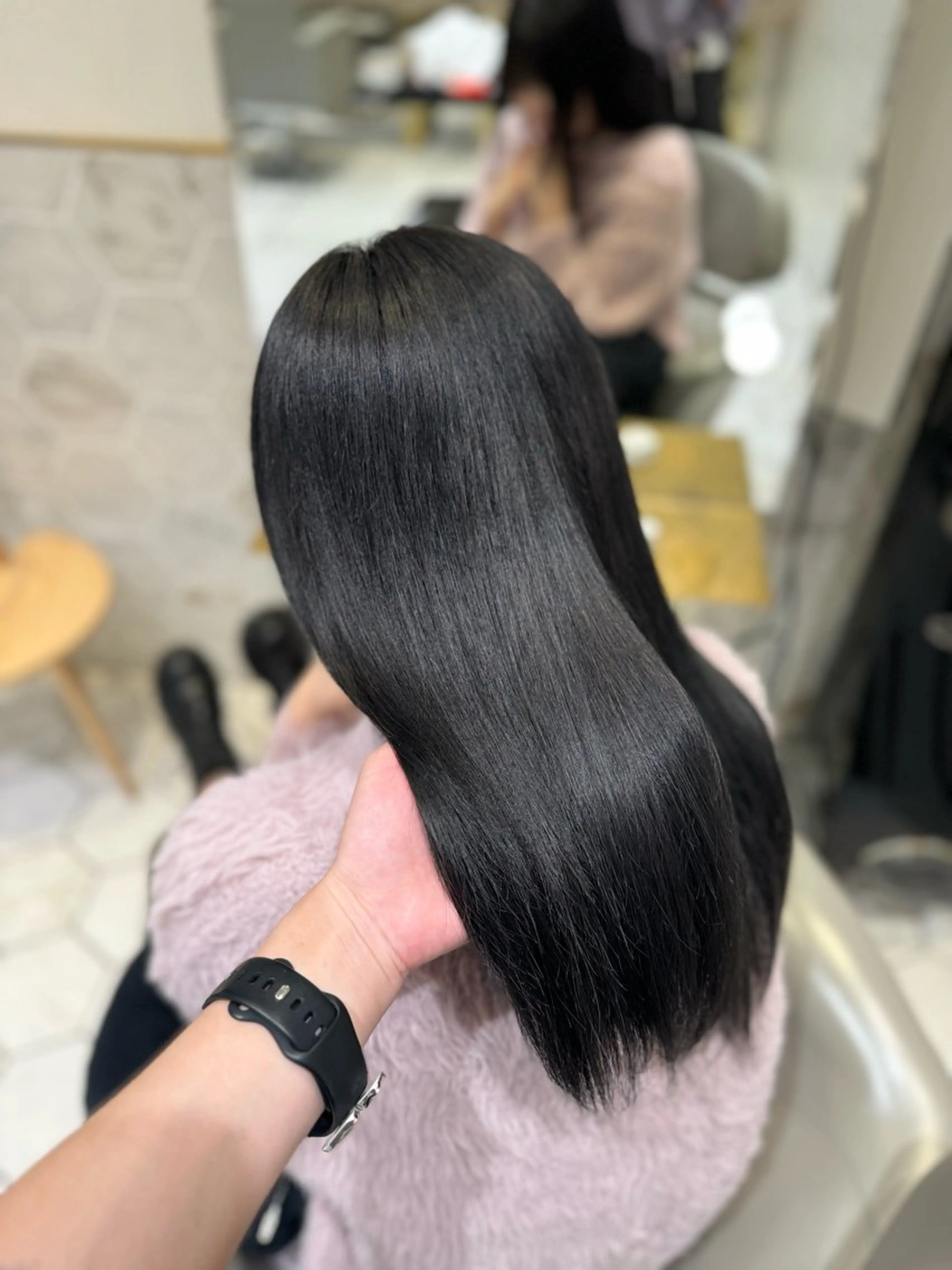 ロング カラー グレージュ トリートメント ヘアカラー costes 今井芽依のヘアスタイル
