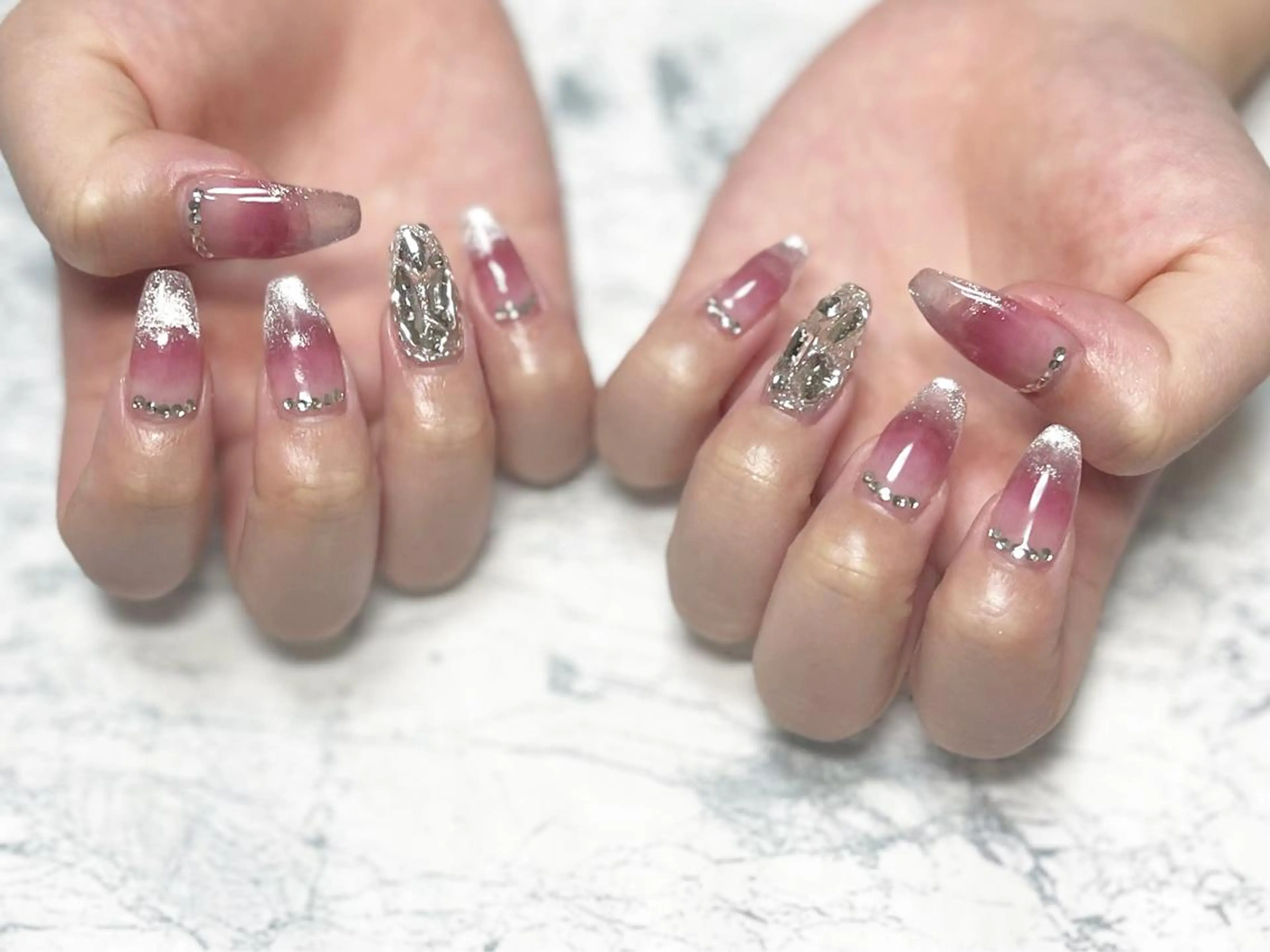 ネイル チークネイル フットネイル マグネットネイル ニュアンスネイル シンプルネイル ネイル フフラ所属・nail fufla ♡yamane♡のネイルデザイン