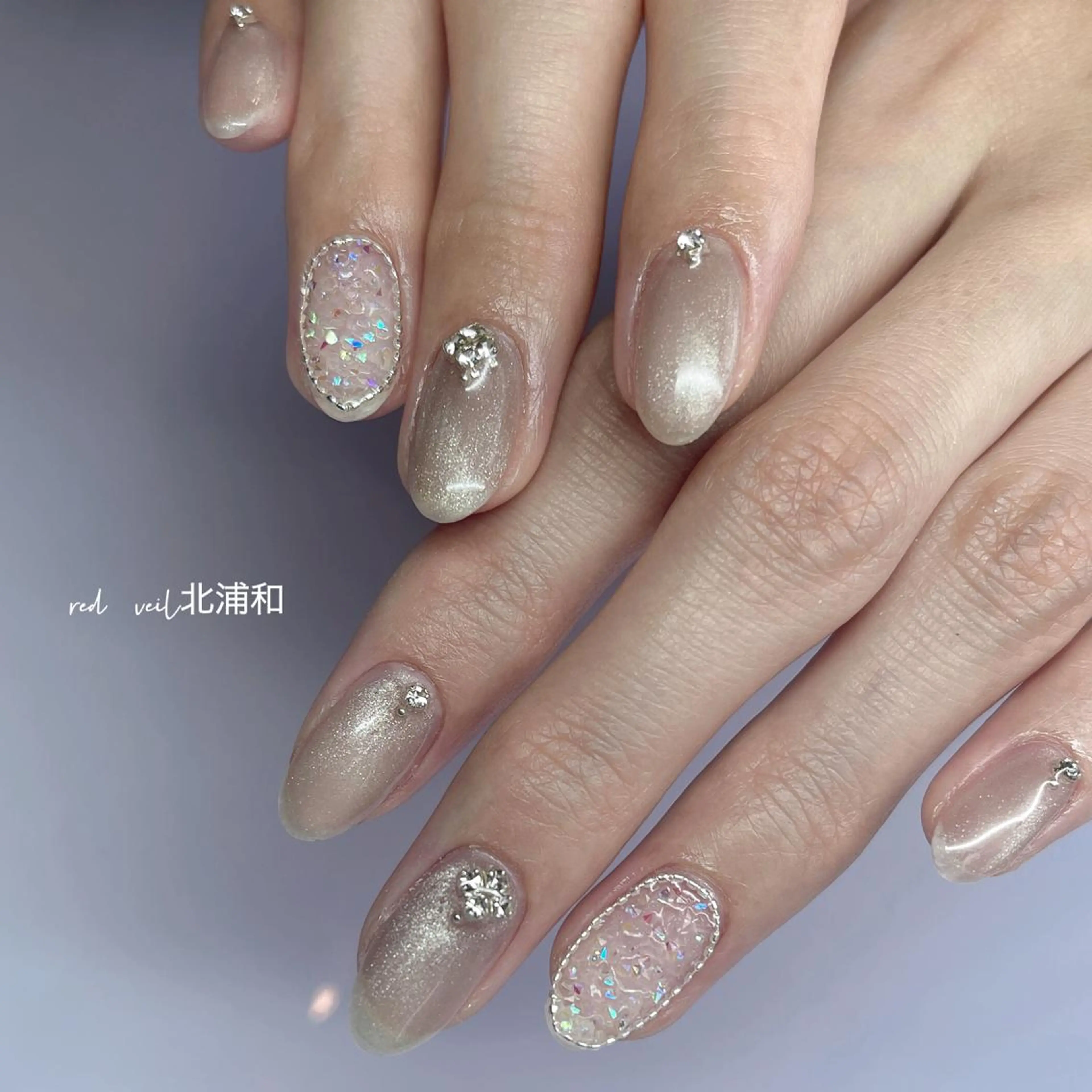 ミディアム ネイル ハンドネイル 長さ出し専門 nynaのネイルデザイン