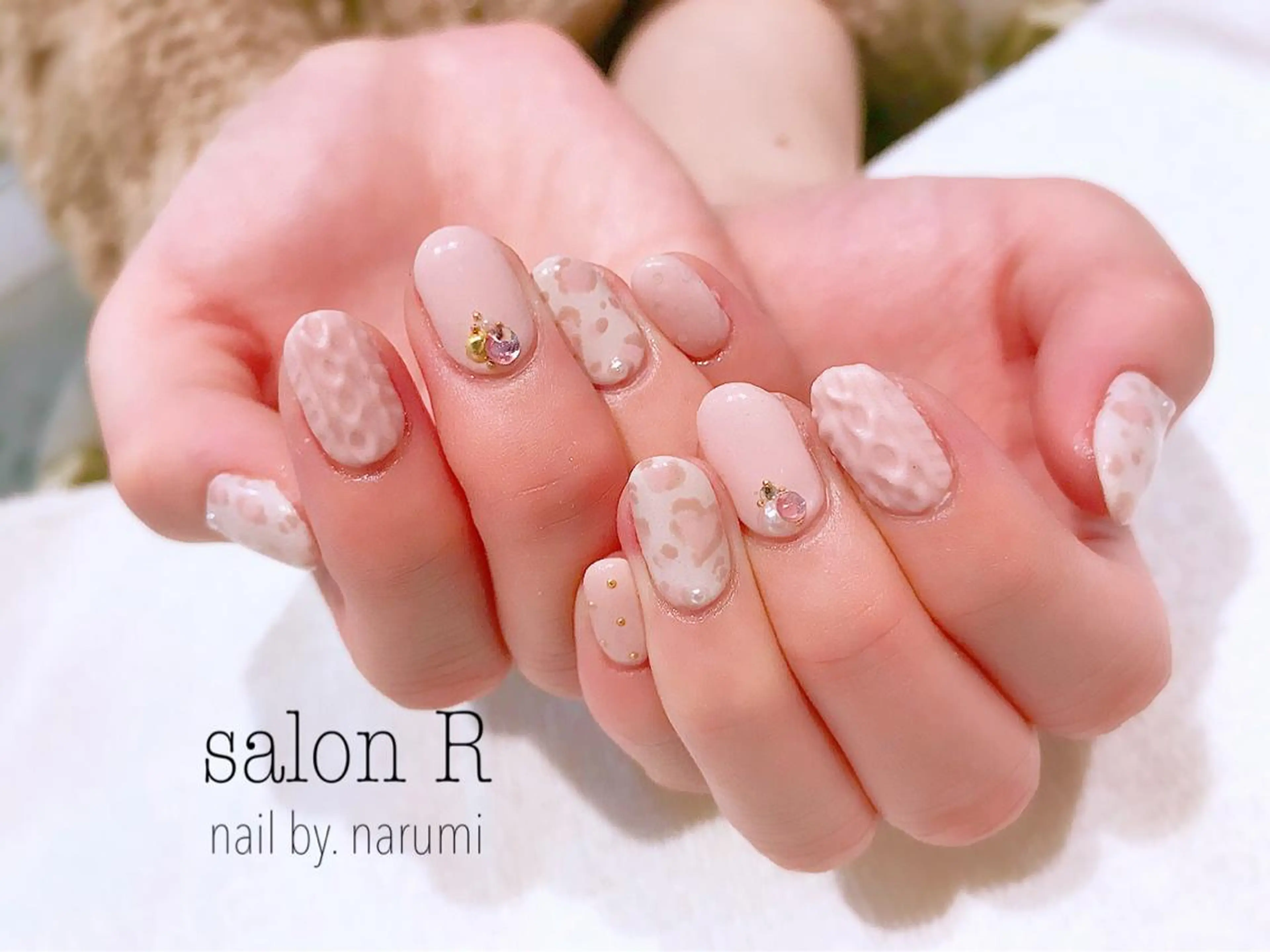 ネイル アートネイル ハンドネイル Re Pearl～コーディネートサロン～ 市駅前店所属・NARUMI HYODOのネイルデザイン