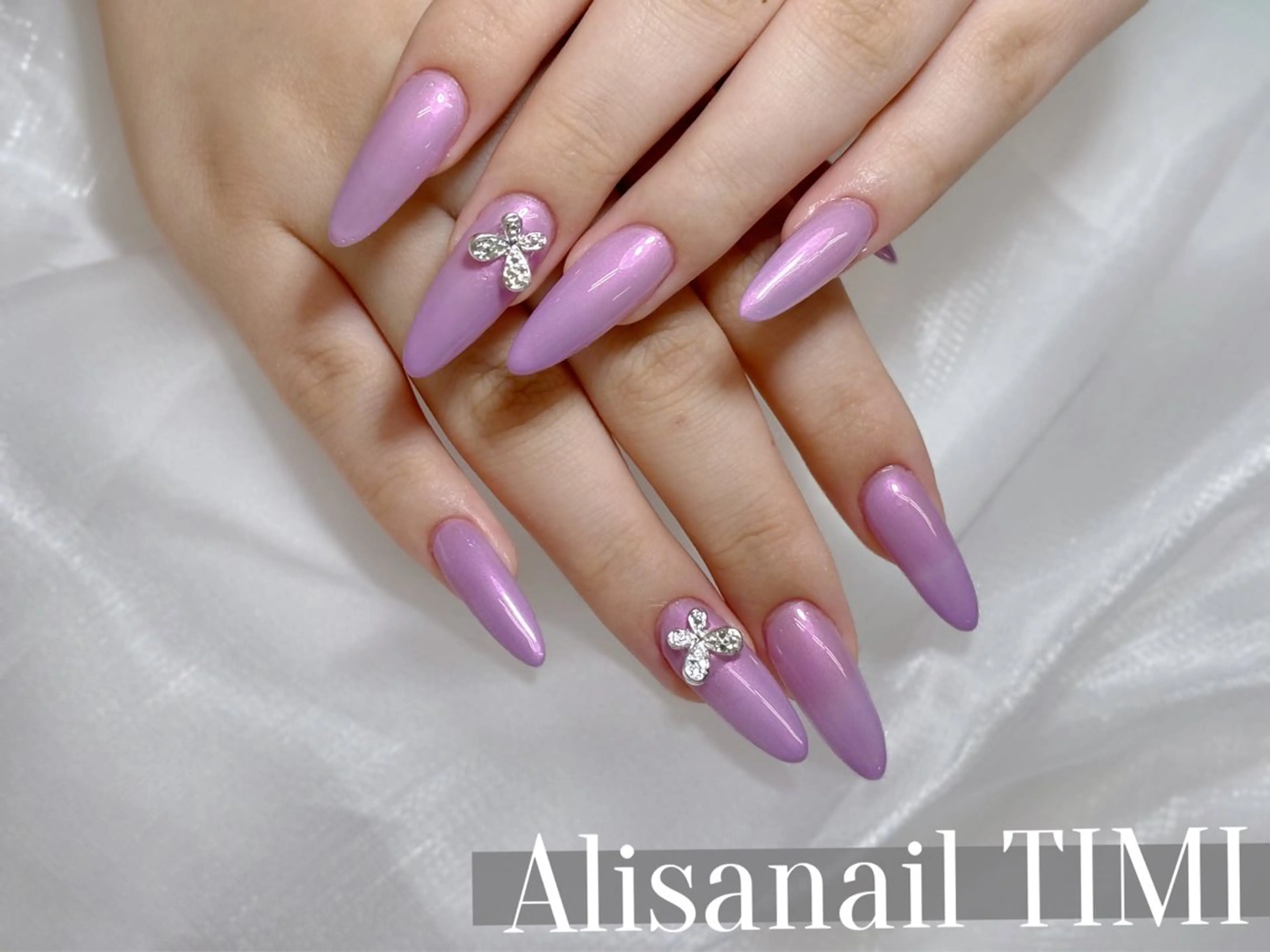 キッズ ネイル ワンカラーネイル ハンドネイル Alisa nail Timiのネイルデザイン