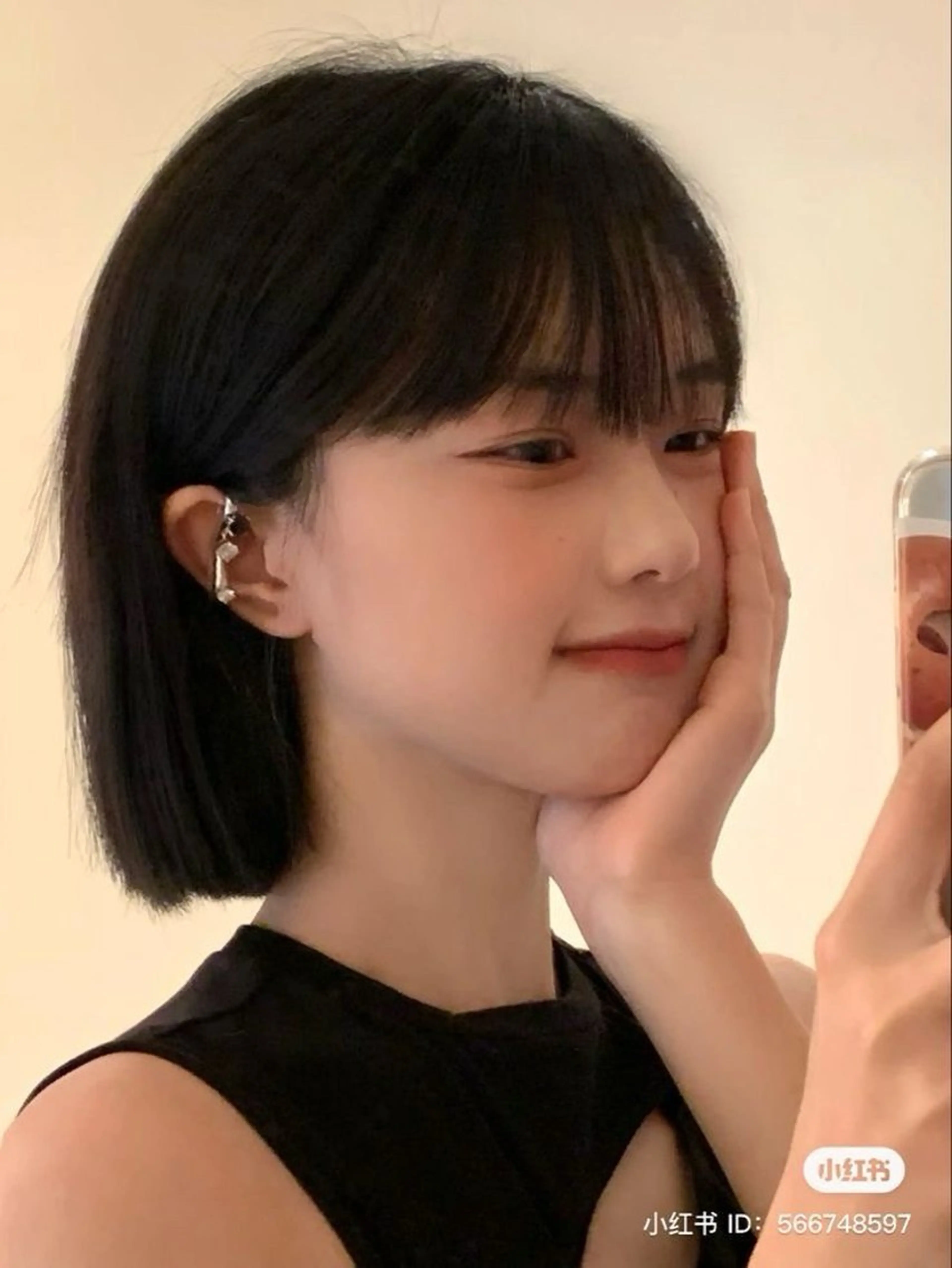 ショート カット 高村 怜のヘアスタイル