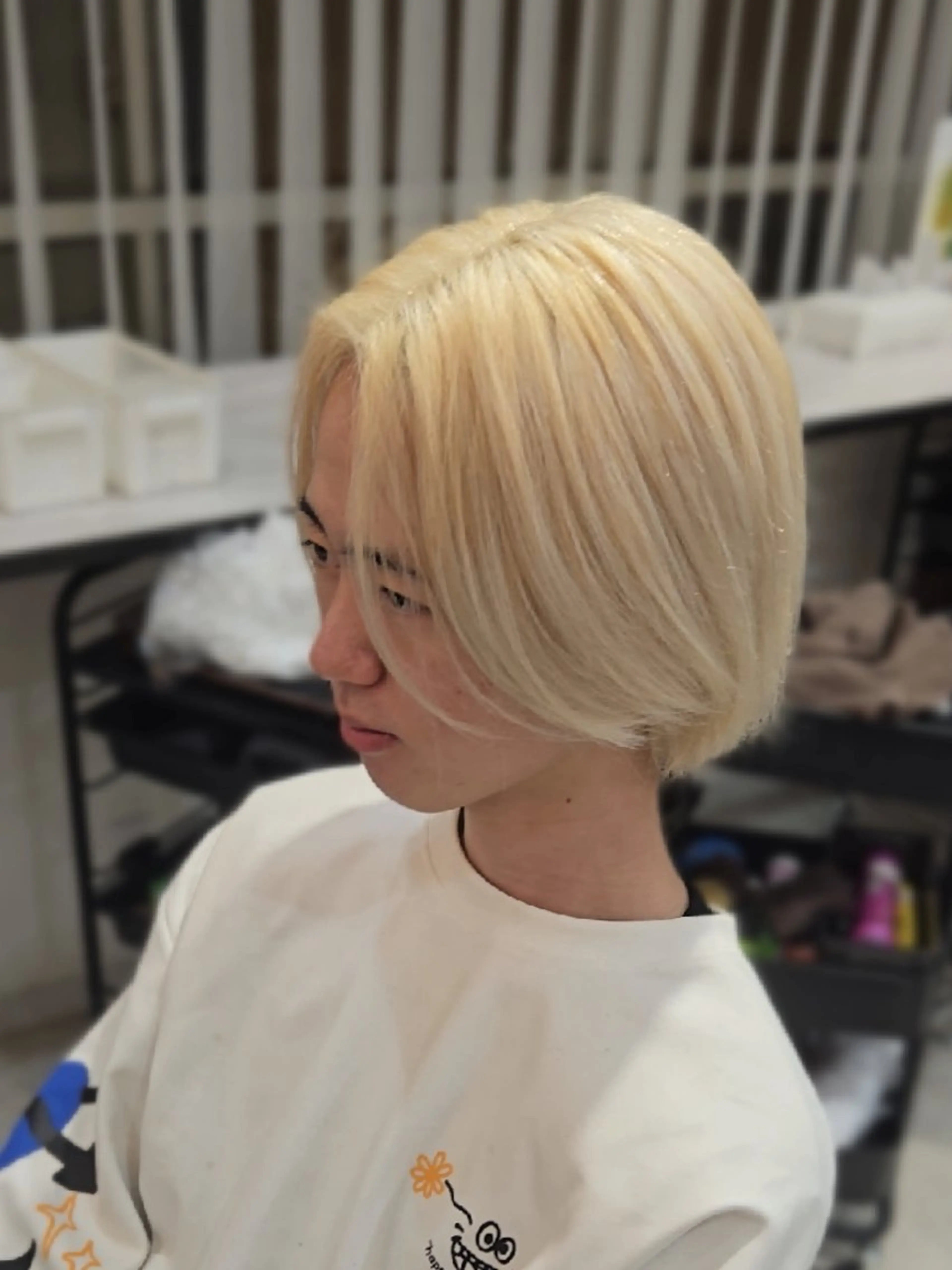 メンズ セミロング カラー 抜きっぱなしブロンド ブロンド ヘアカラー ヘアセット Lapis 名古屋駅前店所属・LEN名古屋/パーマ メンズ特化美容師のヘアスタイル
