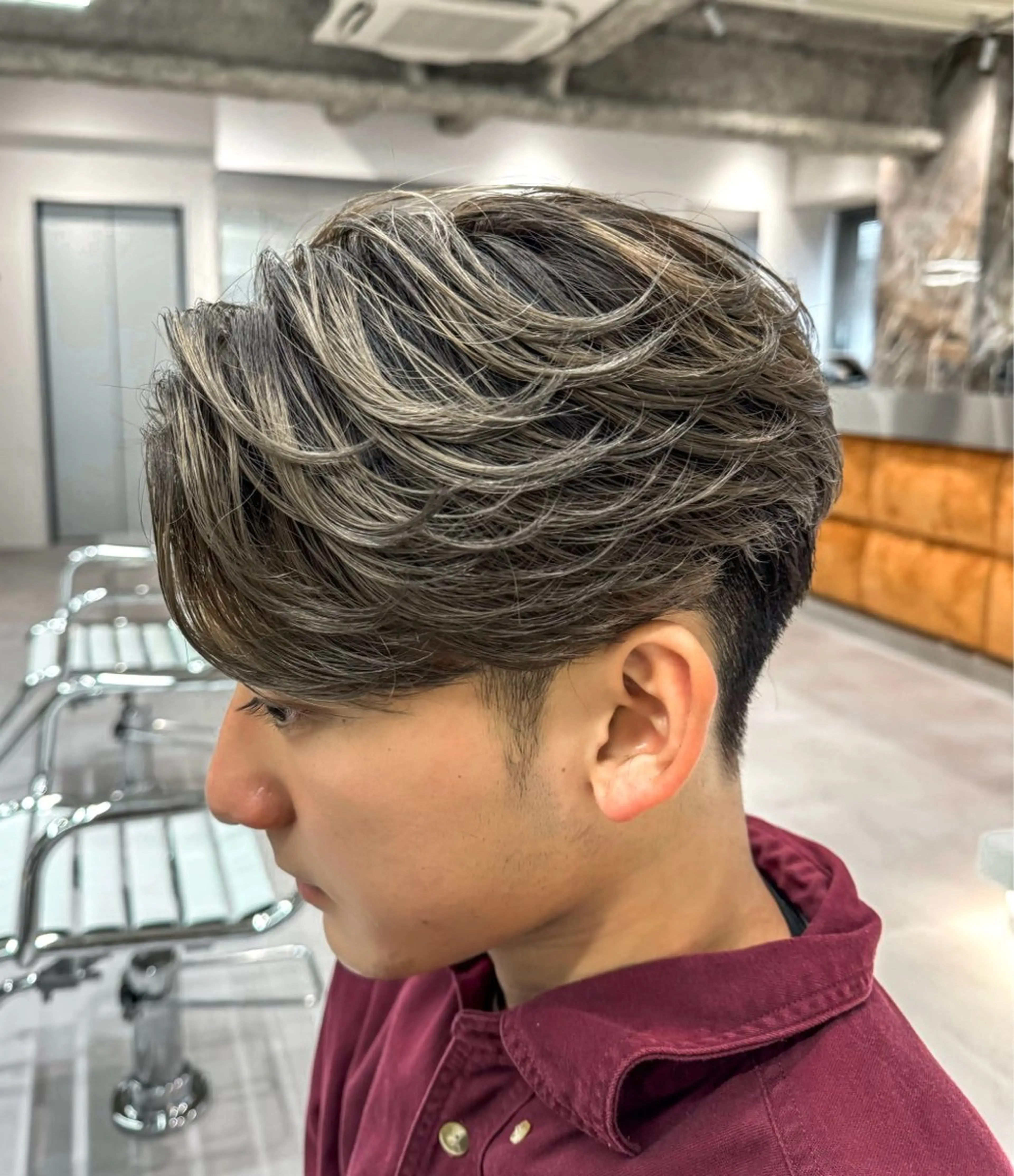 カラー メンズ ダブルカラー メンズ特化ニュアンス パーマ　RYOのヘアスタイル