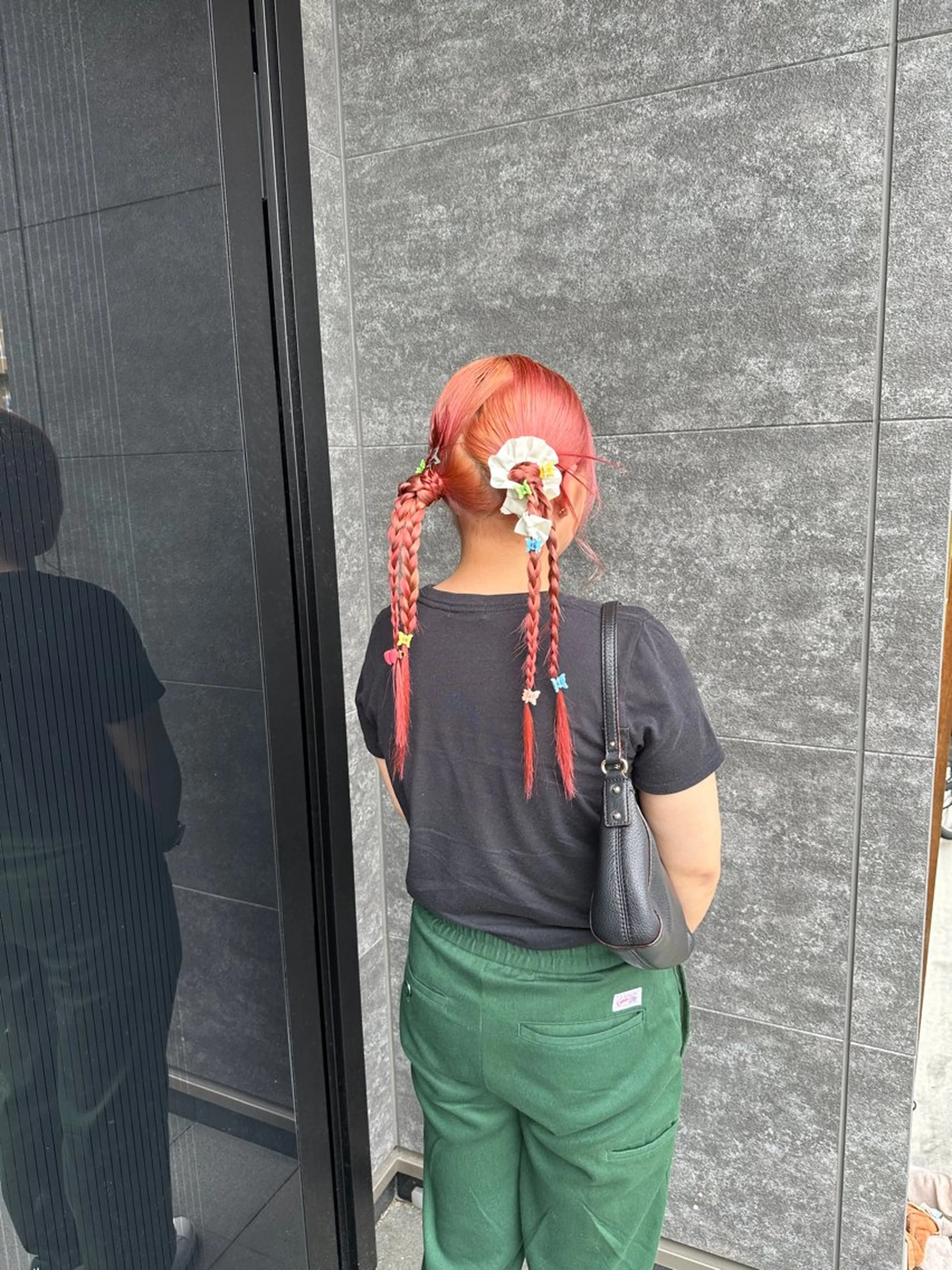 ロング カラー カット ヘアカラー トリートメント Designer EGGのヘアスタイル