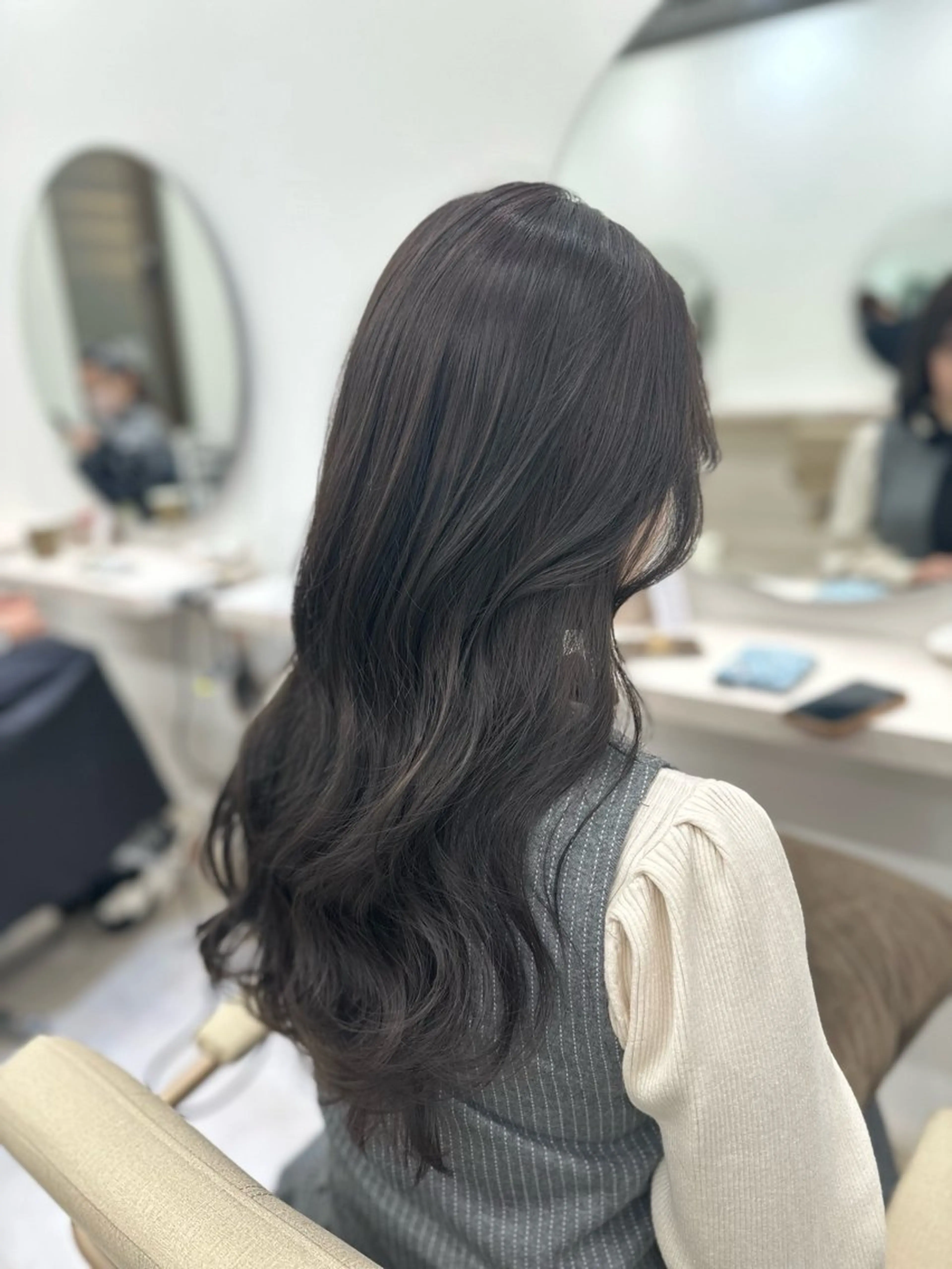 セミロング カット ヘアカラー トリートメント 【髪質改善】縮毛矯正 /core梅田/西尾のヘアスタイル