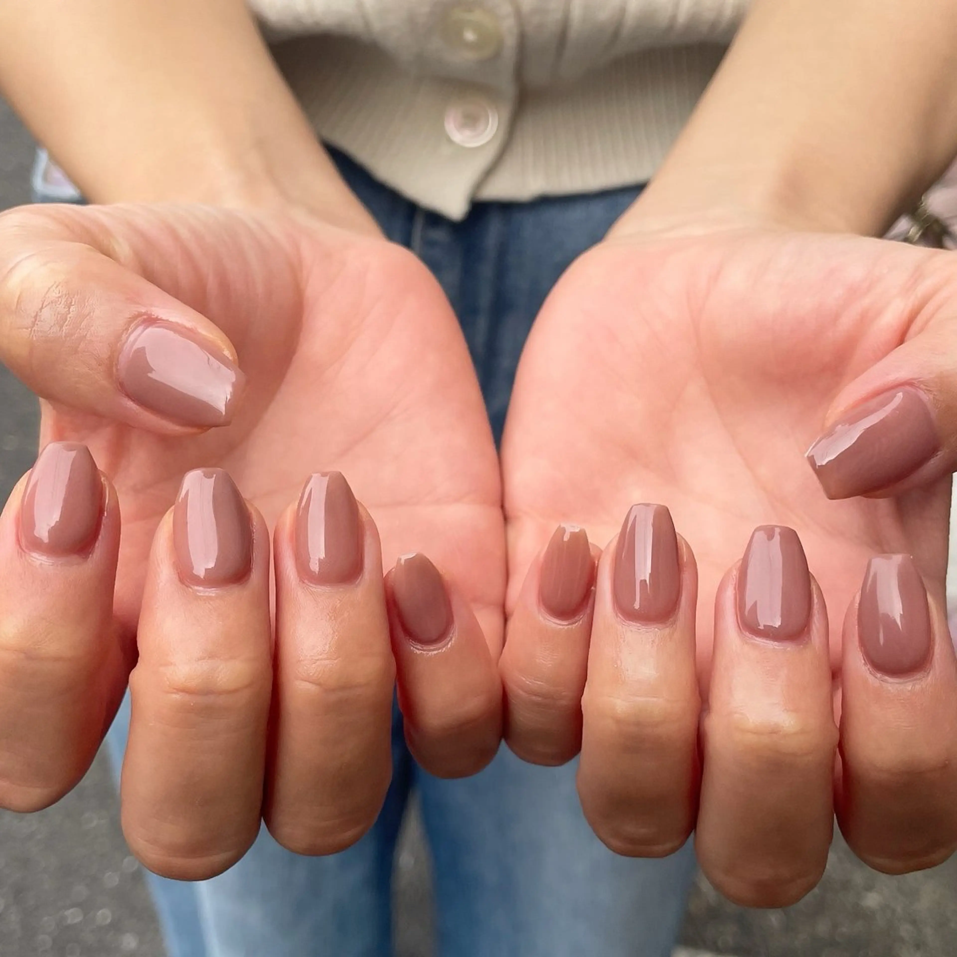 ネイル オフィスネイル ワンカラーネイル ピンク ピンクベージュ シンプルネイル ハンドネイル ハンドケア 🎀NAIL🎀 AI🪄︎︎◝✩のネイルデザイン