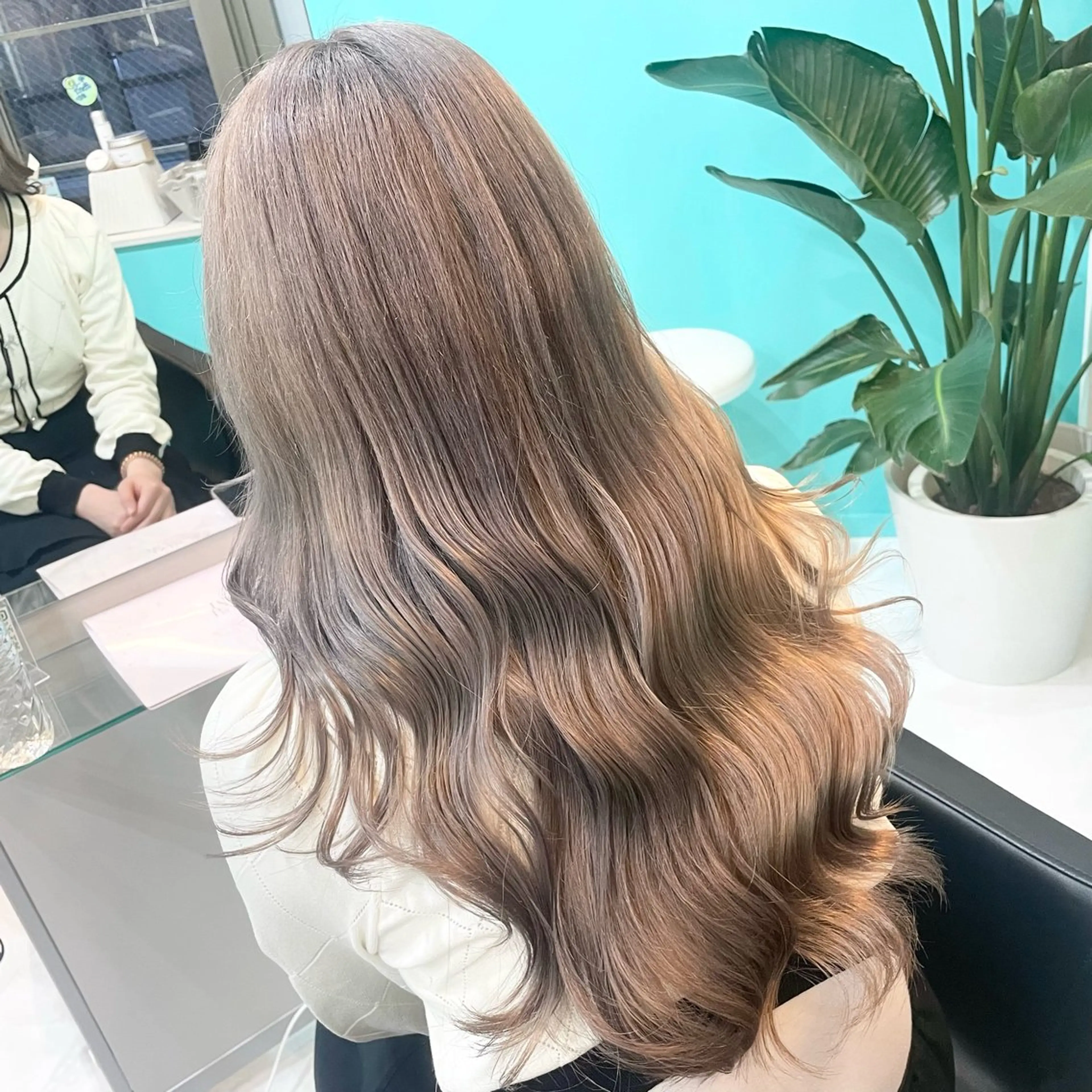 ロング カラー ラベンダーカラー ラベンダーグレー 艶/透明感 🫧カラーのヘアスタイル