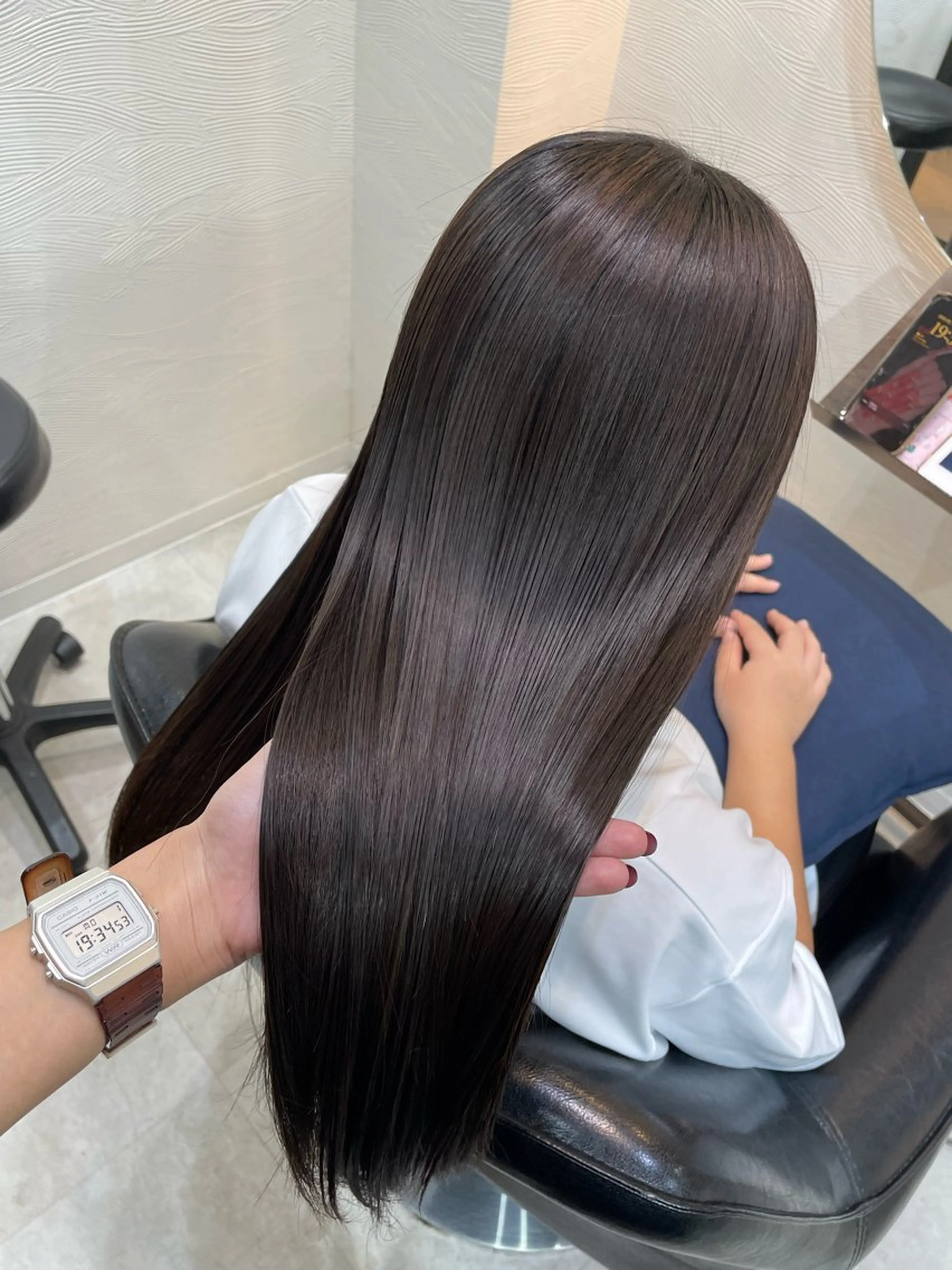 セミロング トリートメント 🍒透明感カラー NO.1/ララ🍒のヘアスタイル
