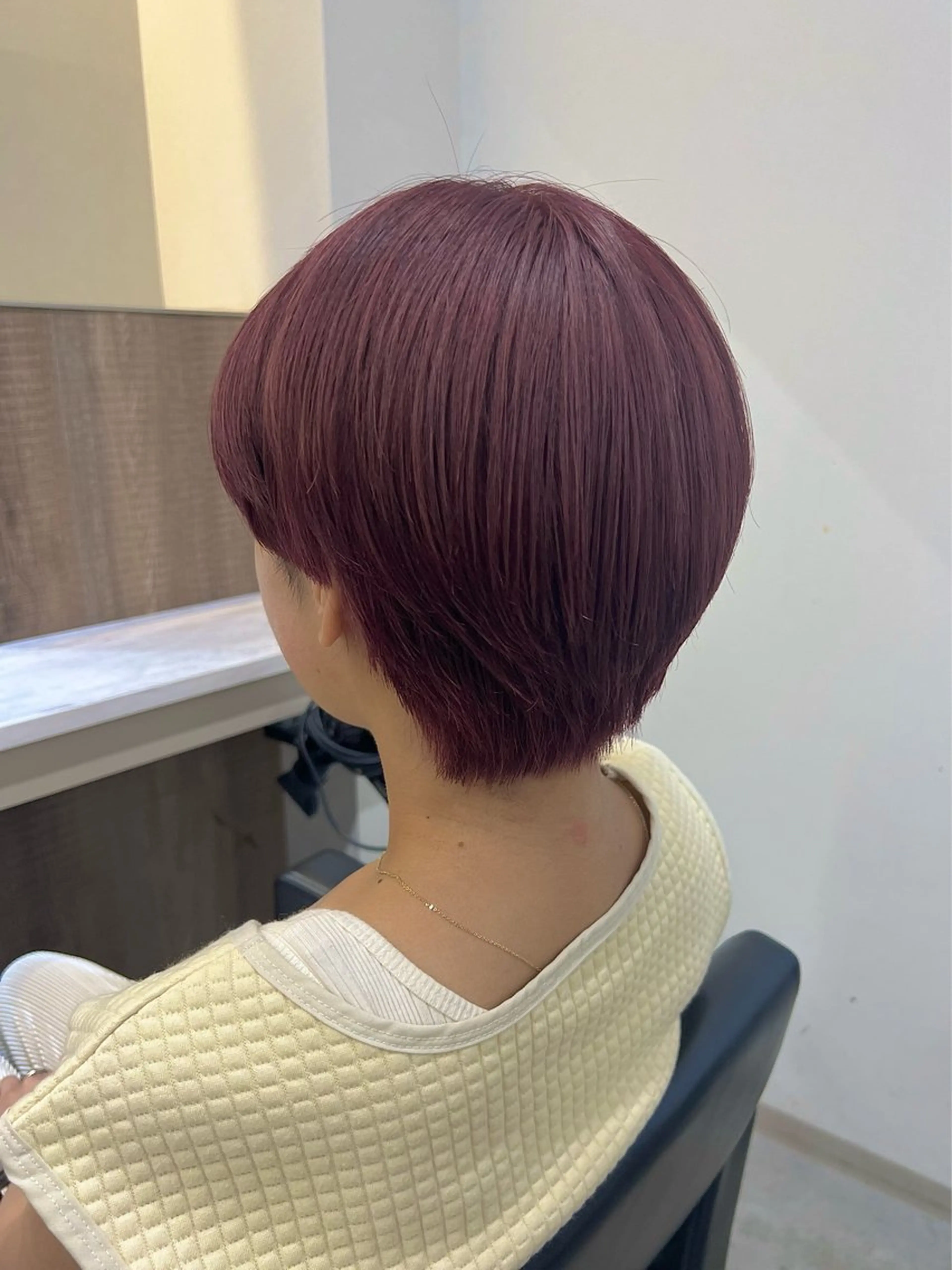 ショート カラー 韓国ヘア🇰🇷 中島志菜のヘアスタイル
