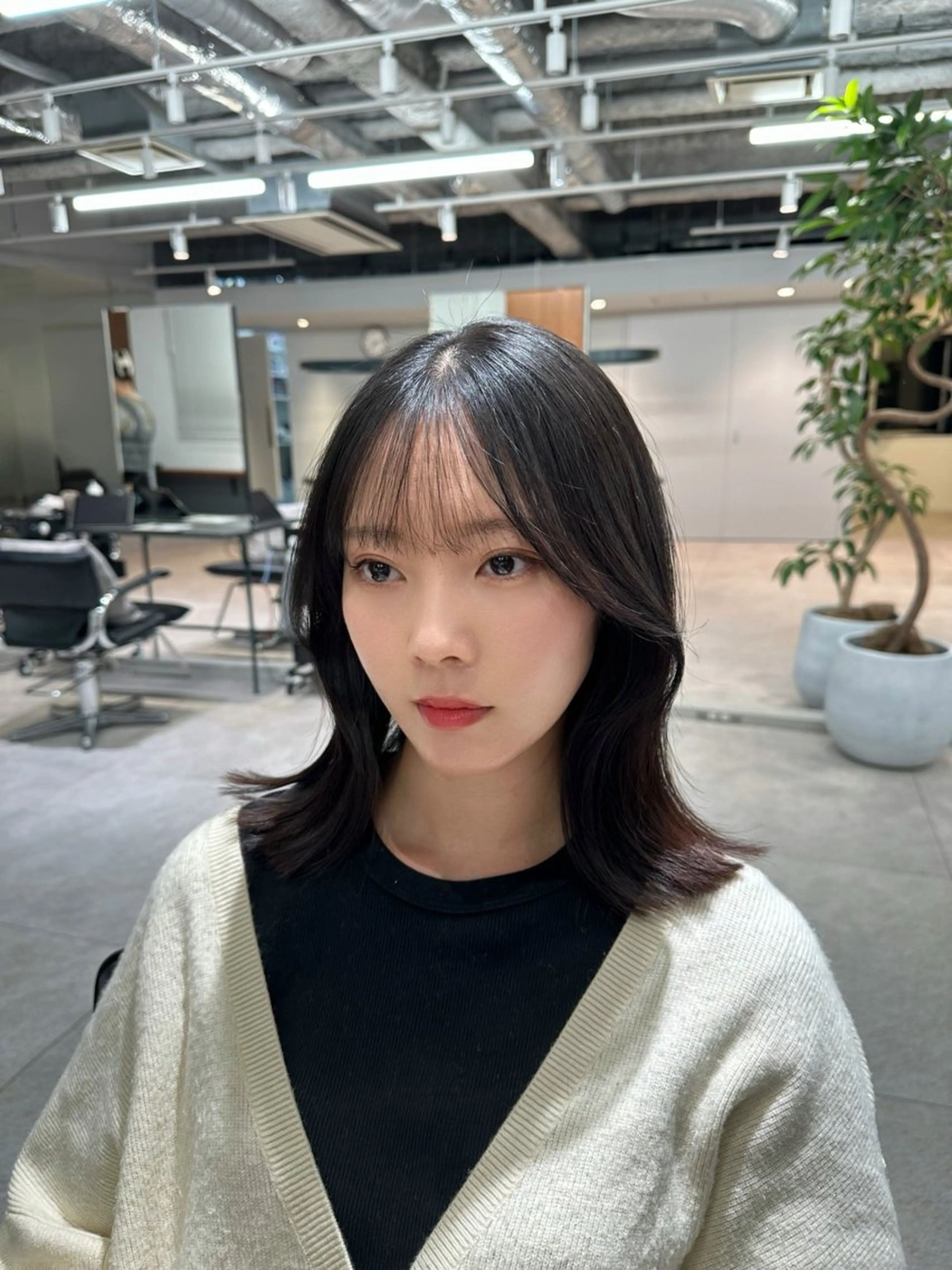ミディアム カラー 切りっぱなしロブ カット ヘアカラー 韓国ヘア/レイヤー Yan✂︎のヘアスタイル