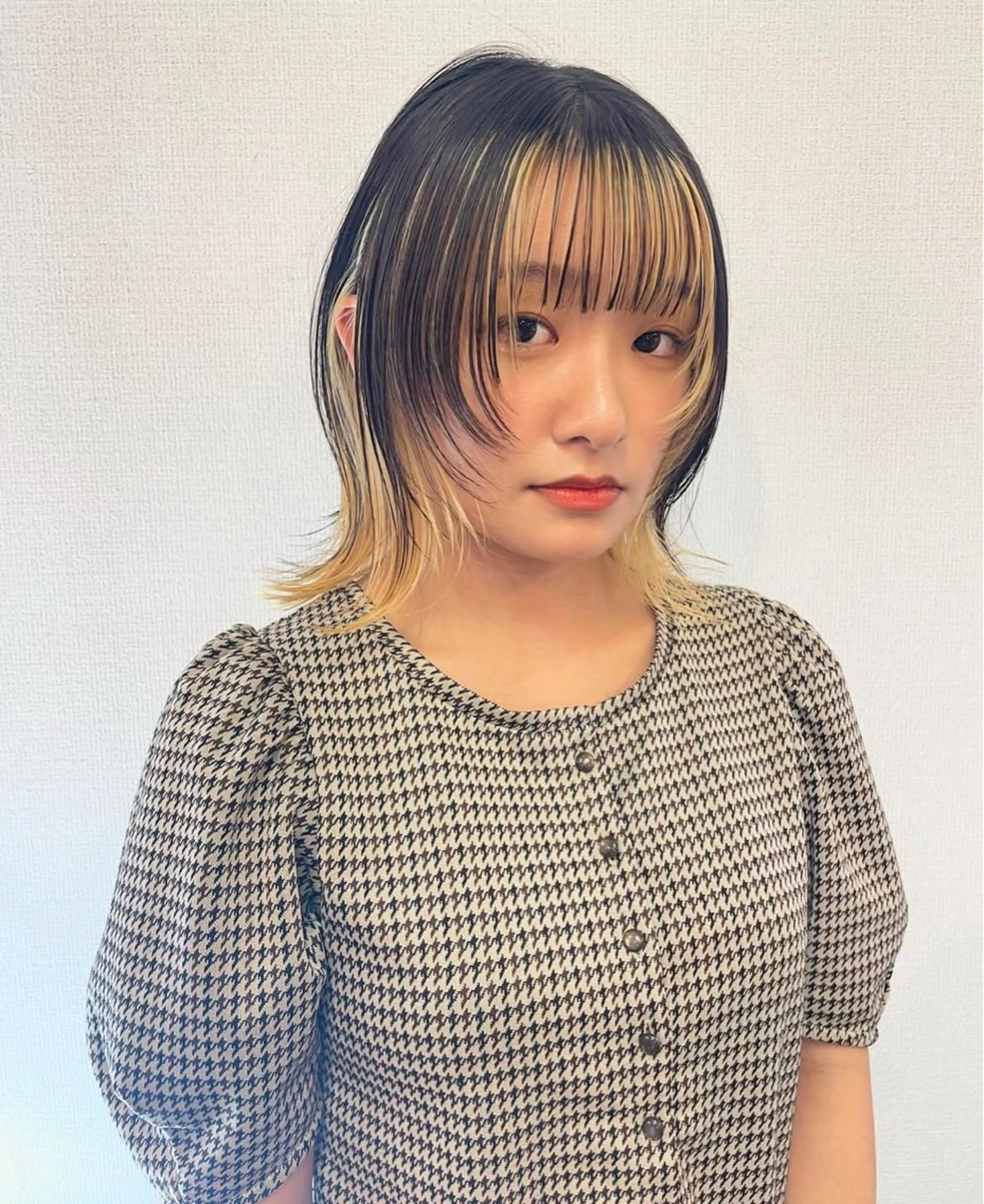 ミディアム カラー ヘアカラー トリートメント ベージュ⟡˖ブリーチ ˖ ࣪⊹あずきのヘアスタイル