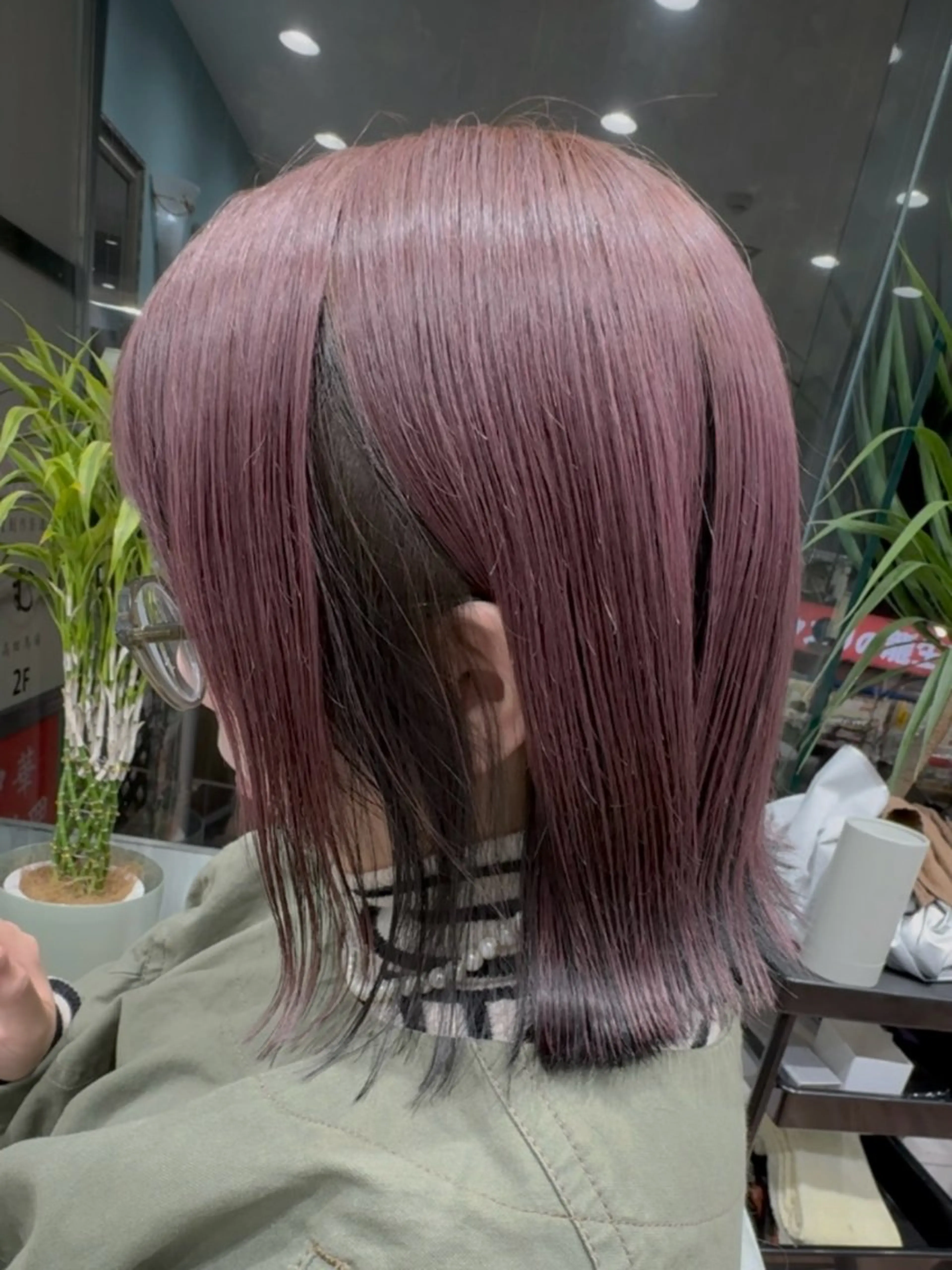 ショート カラー デザインカラー インナーカラー ピンクカラー ヘアカラー トリートメント ハイトーン/美髪矯正 /ボブ特化/SOMAのヘアスタイル