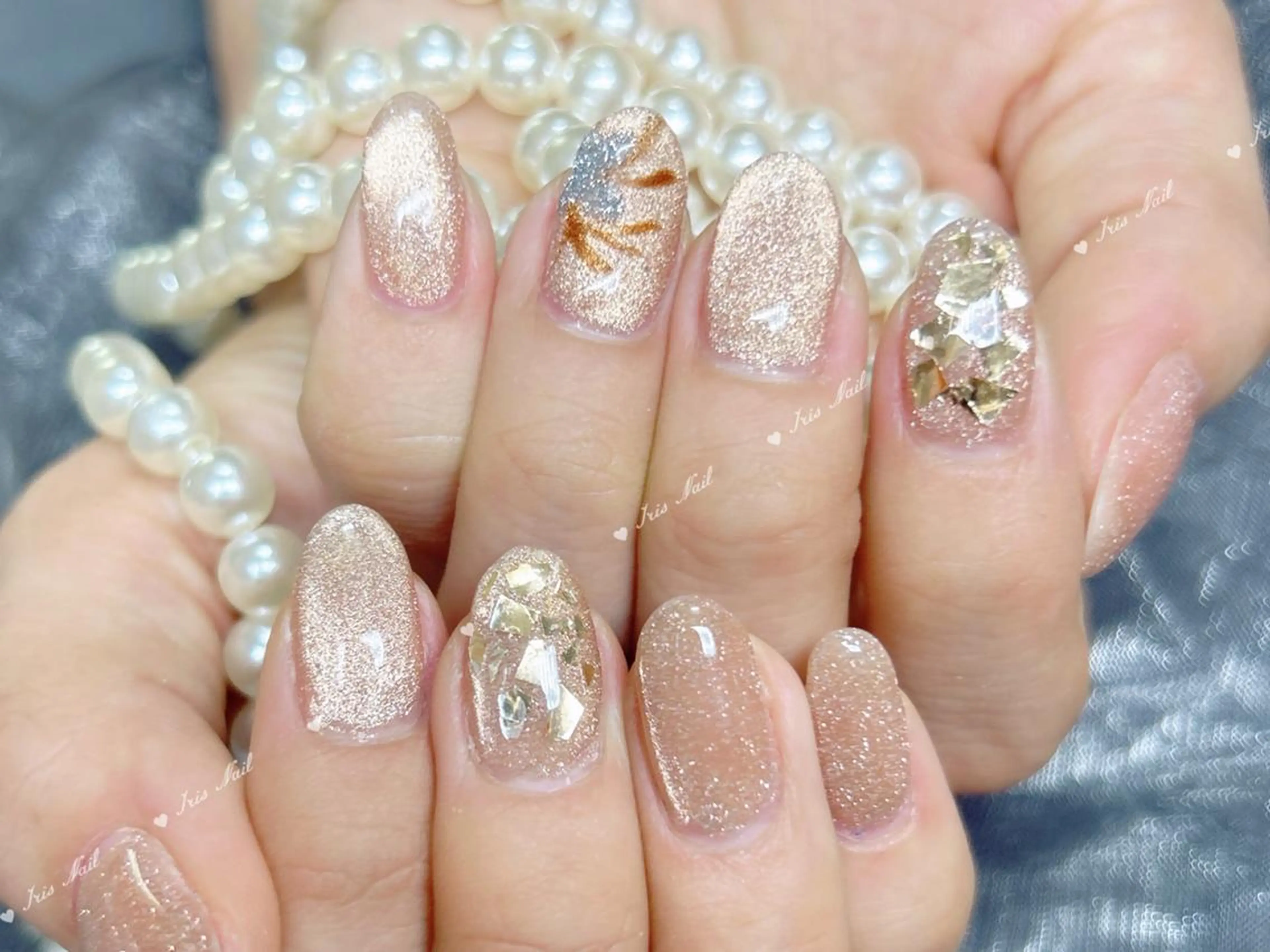 ネイル ホログラムネイル キラキラネイル ハンドネイル ハンドケア IRIS NAIL大塚のネイルデザイン
