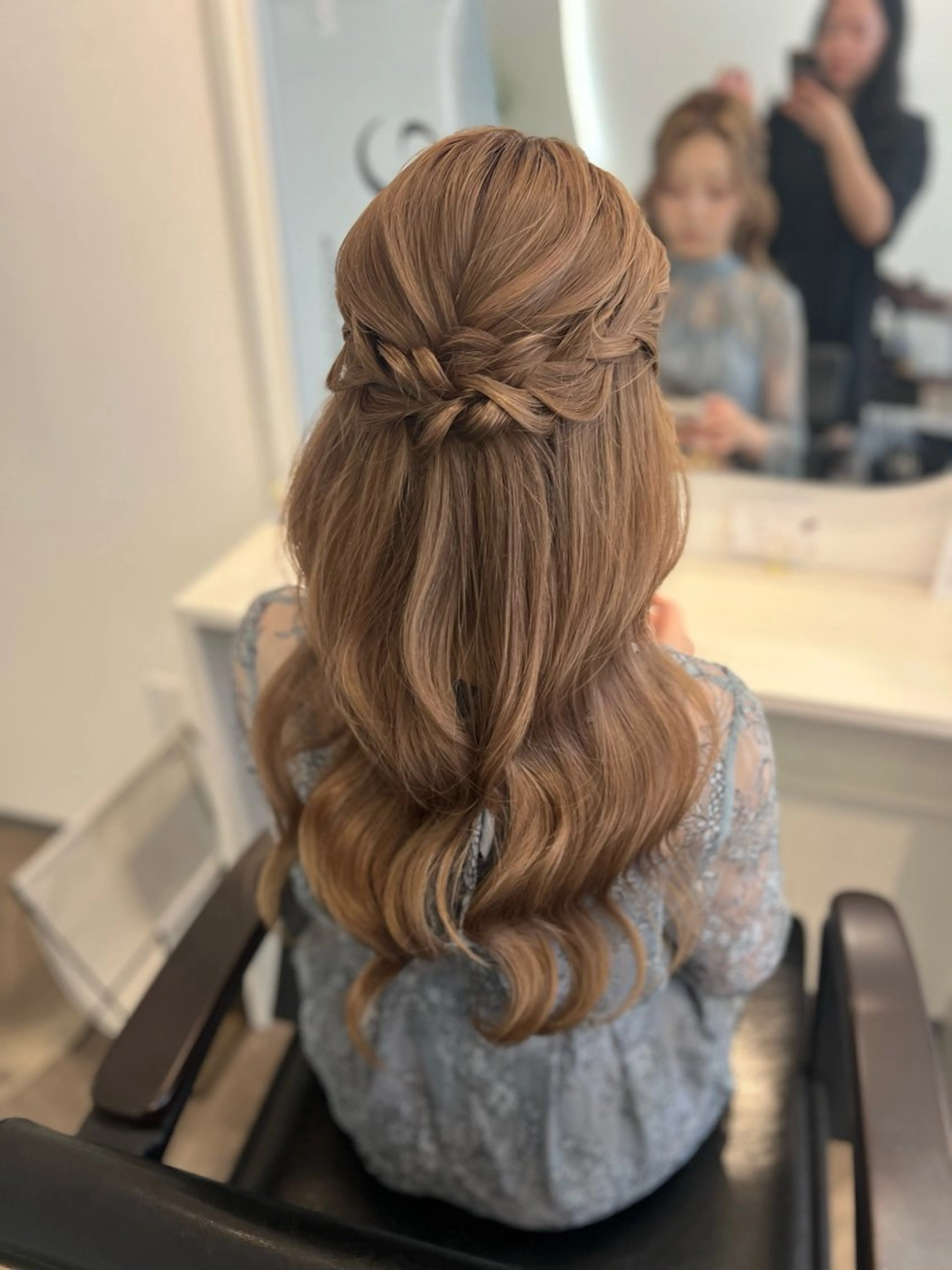 ヘアアレンジ ハーフアップ ヘアセット marleeヘアセット＆シャンプーブロー専門店所属・ヘアセット専門 🫧ARIANAのヘアスタイル