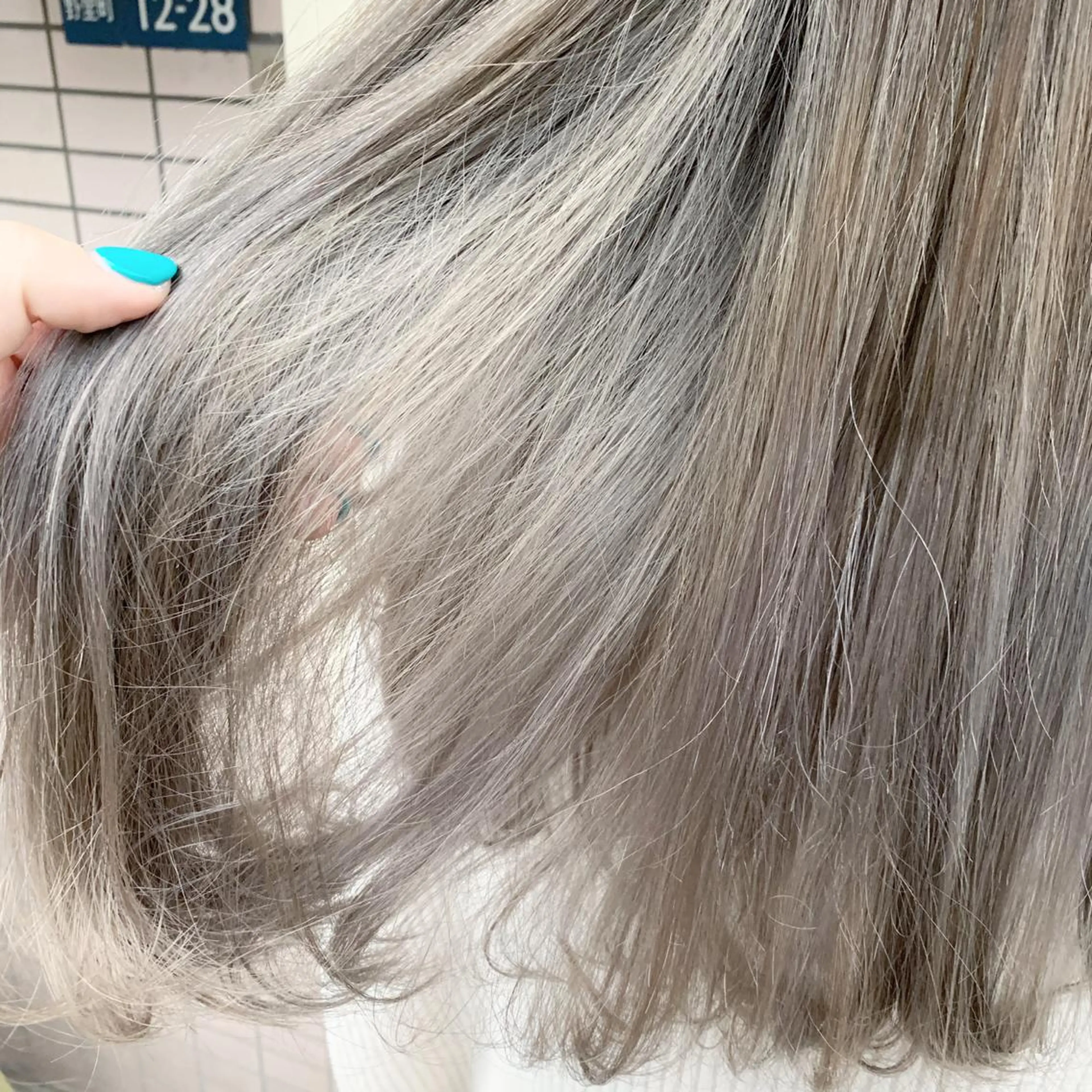 ロング カラー カット ヘアカラー トリートメント 枚方 tomee 🦋南部 しほ🦋のヘアスタイル