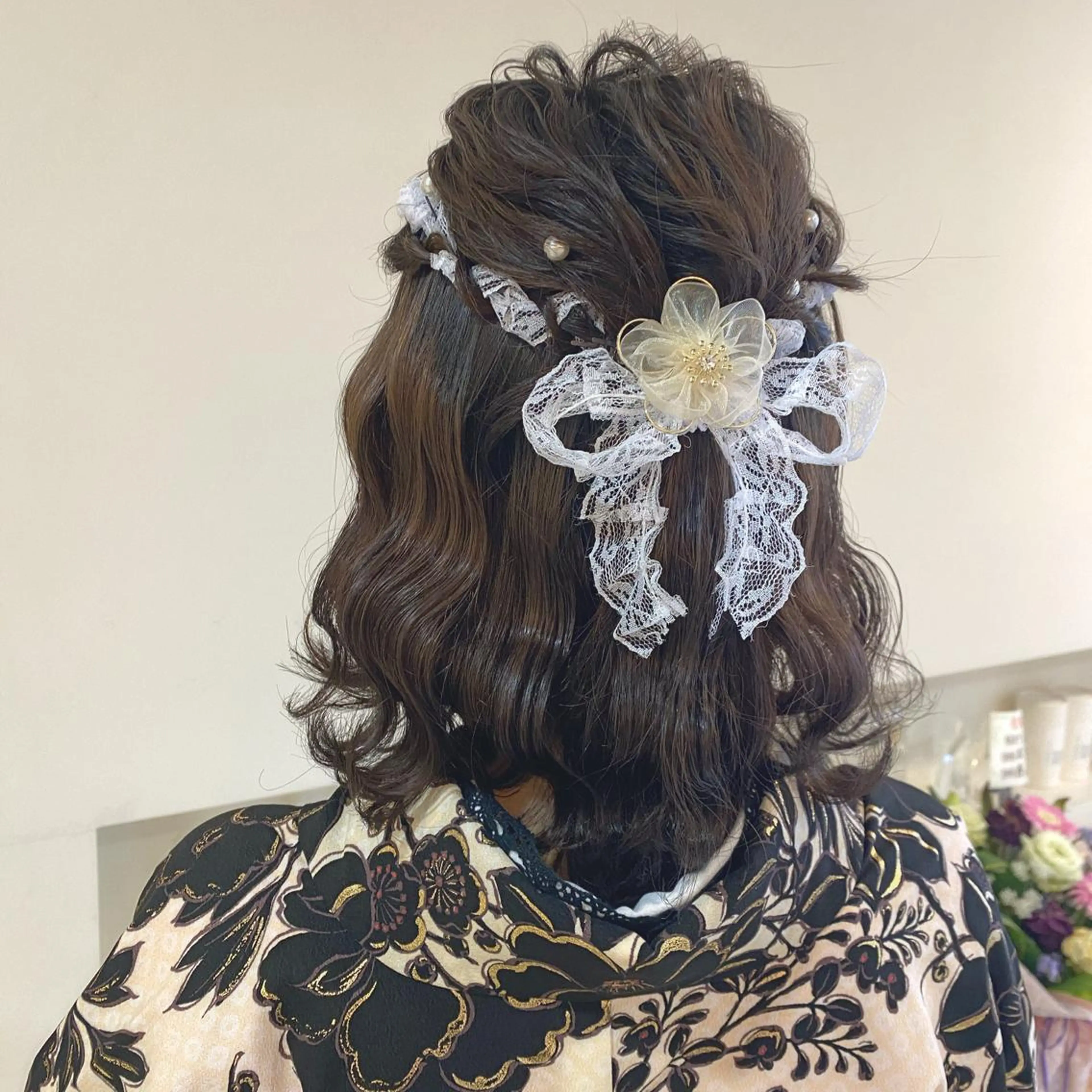 ヘアアレンジ 卒業式のヘアスタイル 顔まわり‎🤍小顔 カット🤍みさきのヘアスタイル