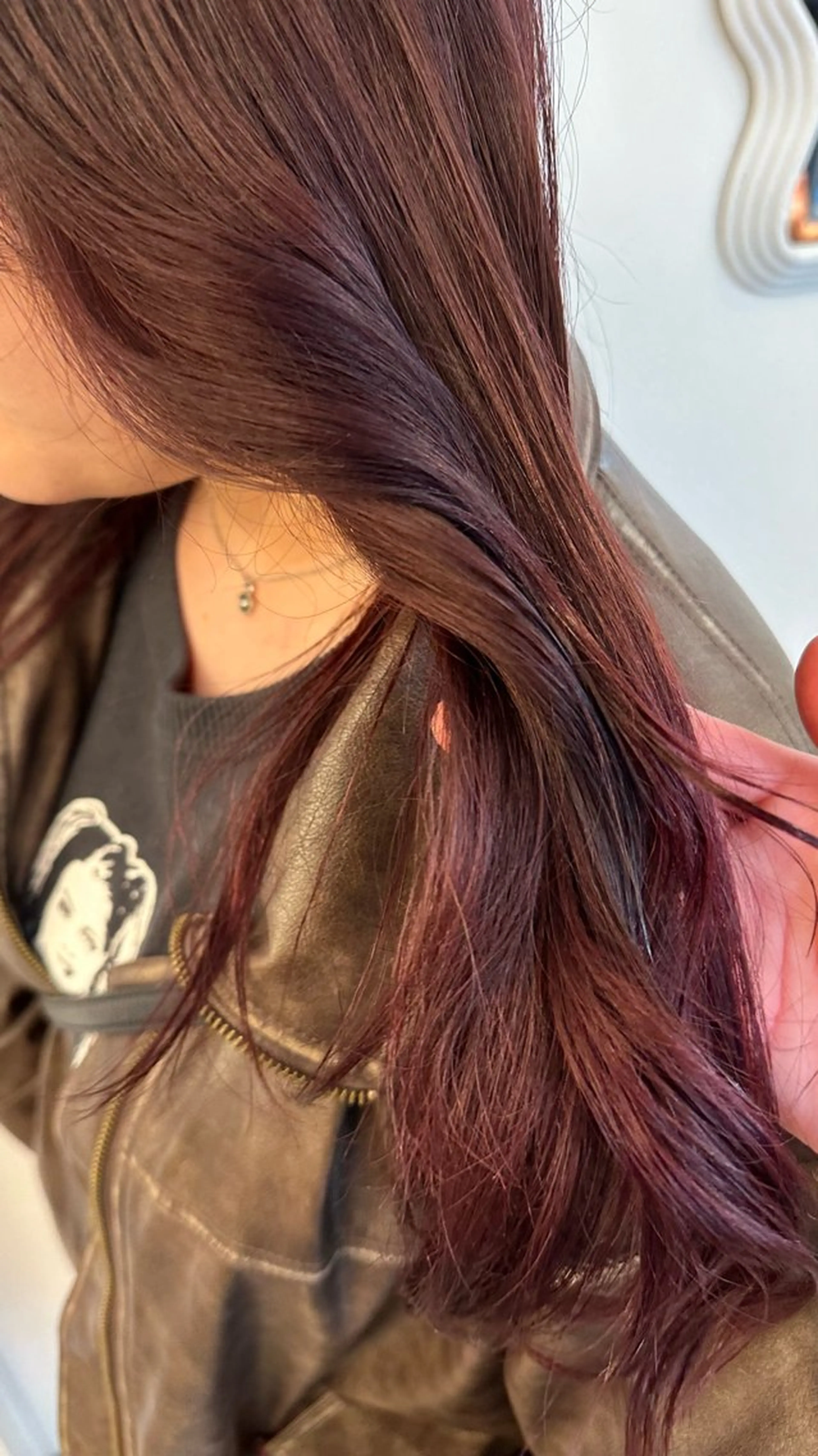 ロング ヘアカラー トリートメント オノ アイラのヘアスタイル