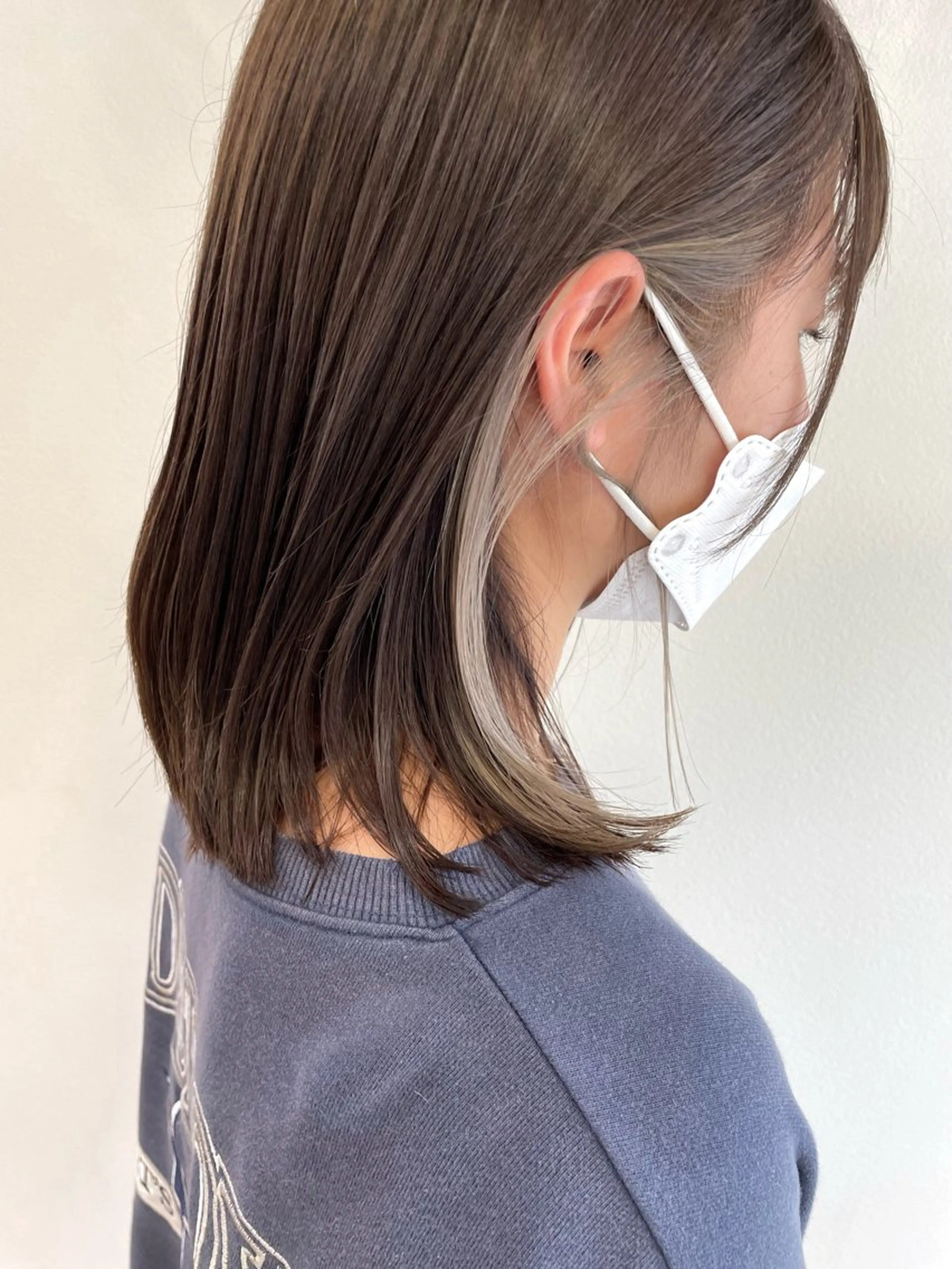 ミディアム カラー ブリーチ インナーカラー ピンクカラー カット ヘアカラー silhouette所属・silhouette シルエットのヘアスタイル
