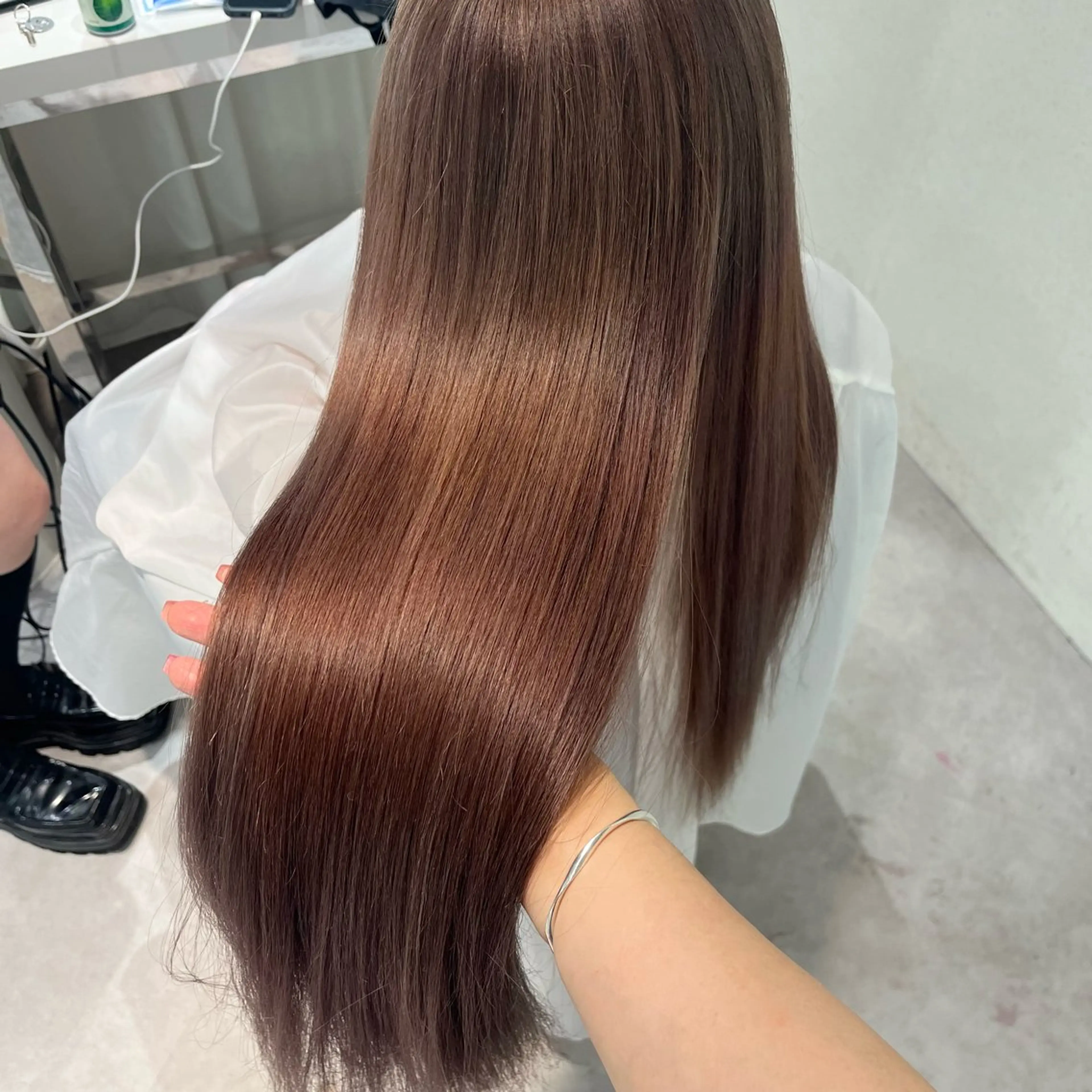 【💫何度でも使える💫】髪質改善ケアストレート＋盛れる顔まわりカット＋最高峰ケアXトリートメント✨の写真