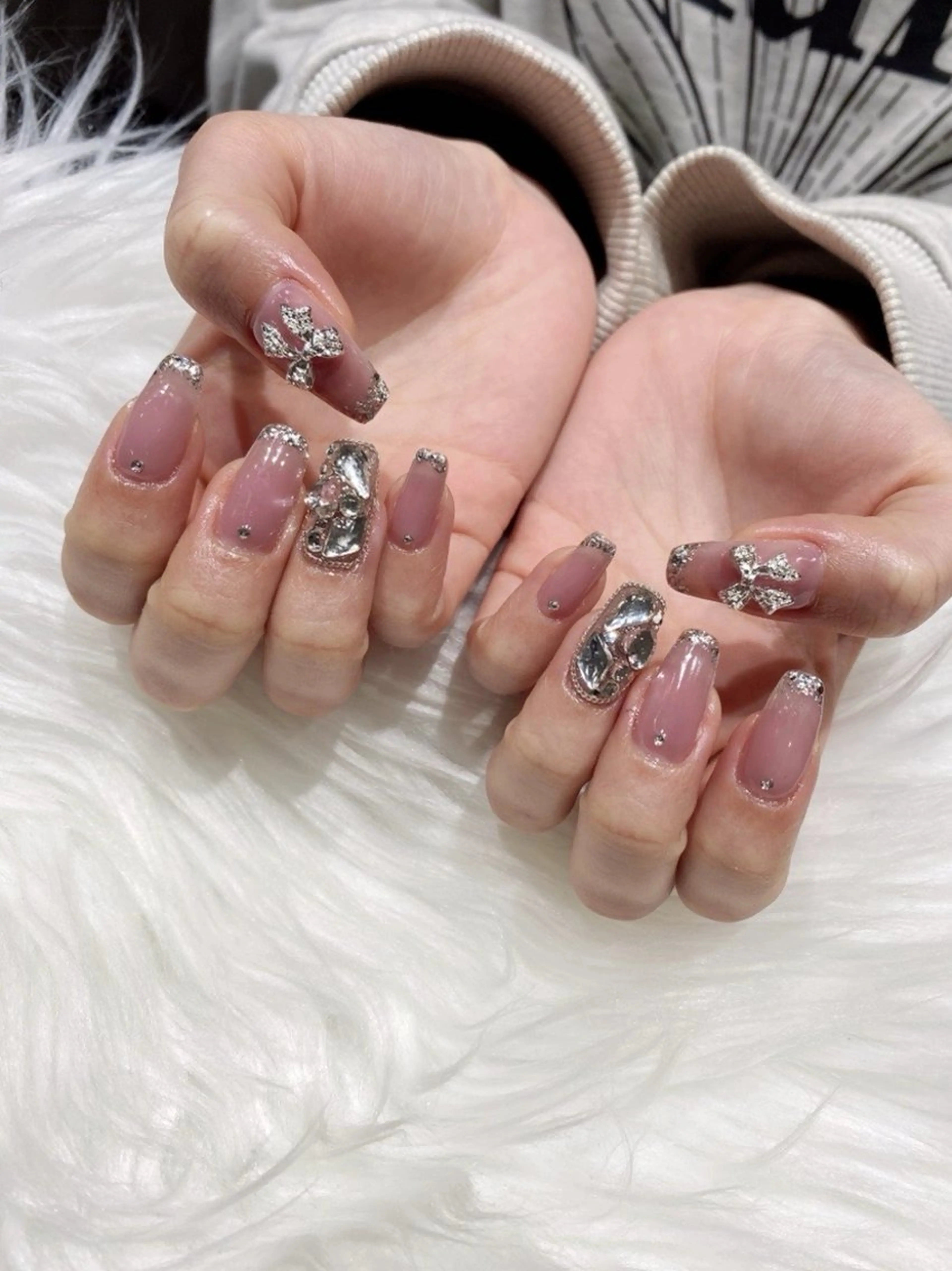 ネイル フレンチネイル ガラスフレンチ ハンドネイル SSF akihoのネイルデザイン