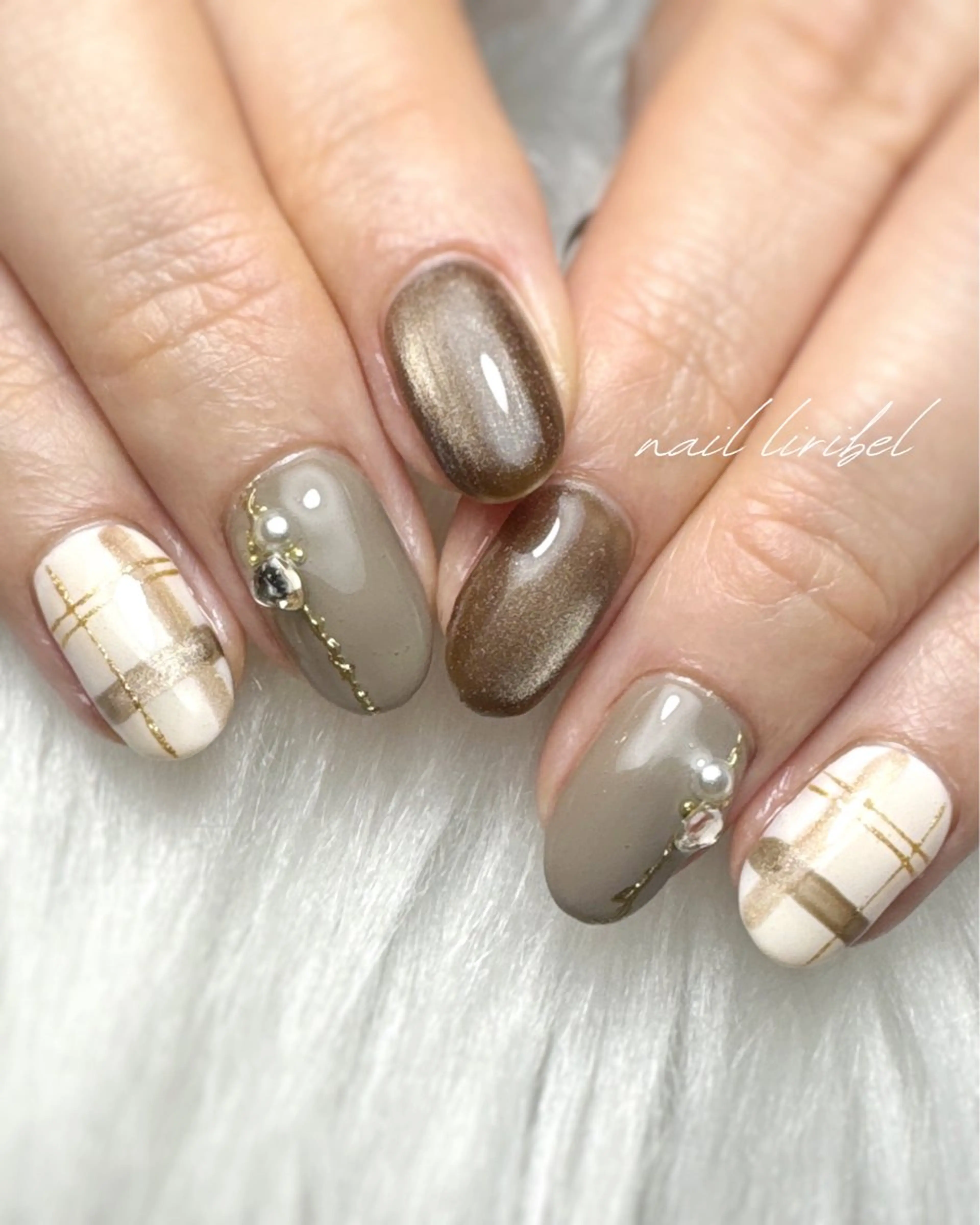 ネイル マグネットネイル 冬ネイル ハンドネイル Nail Liribelのネイルデザイン