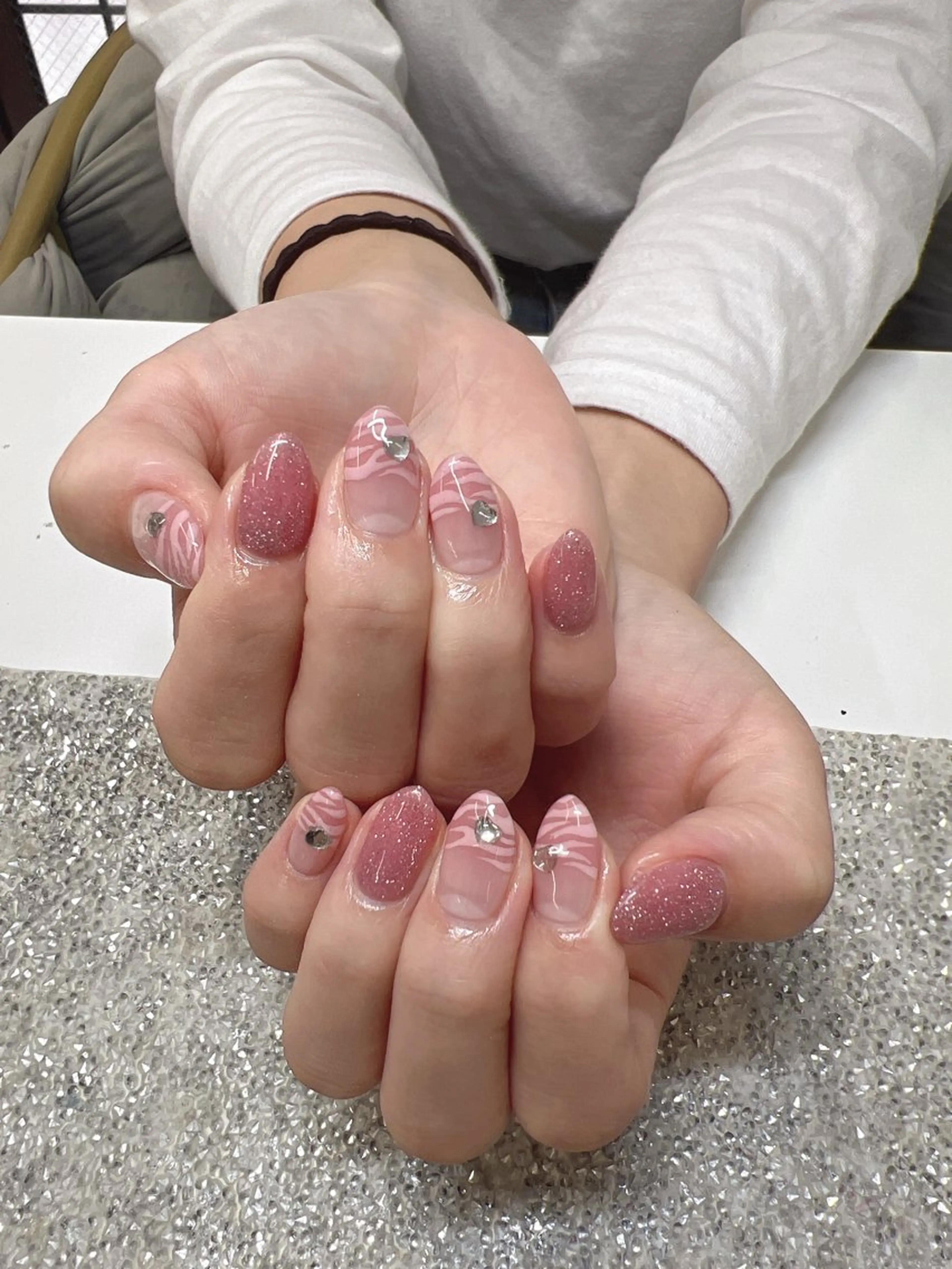 ネイル Guarendo錦糸町店所属・ガレンドウ 白澤 愛子のネイルデザイン