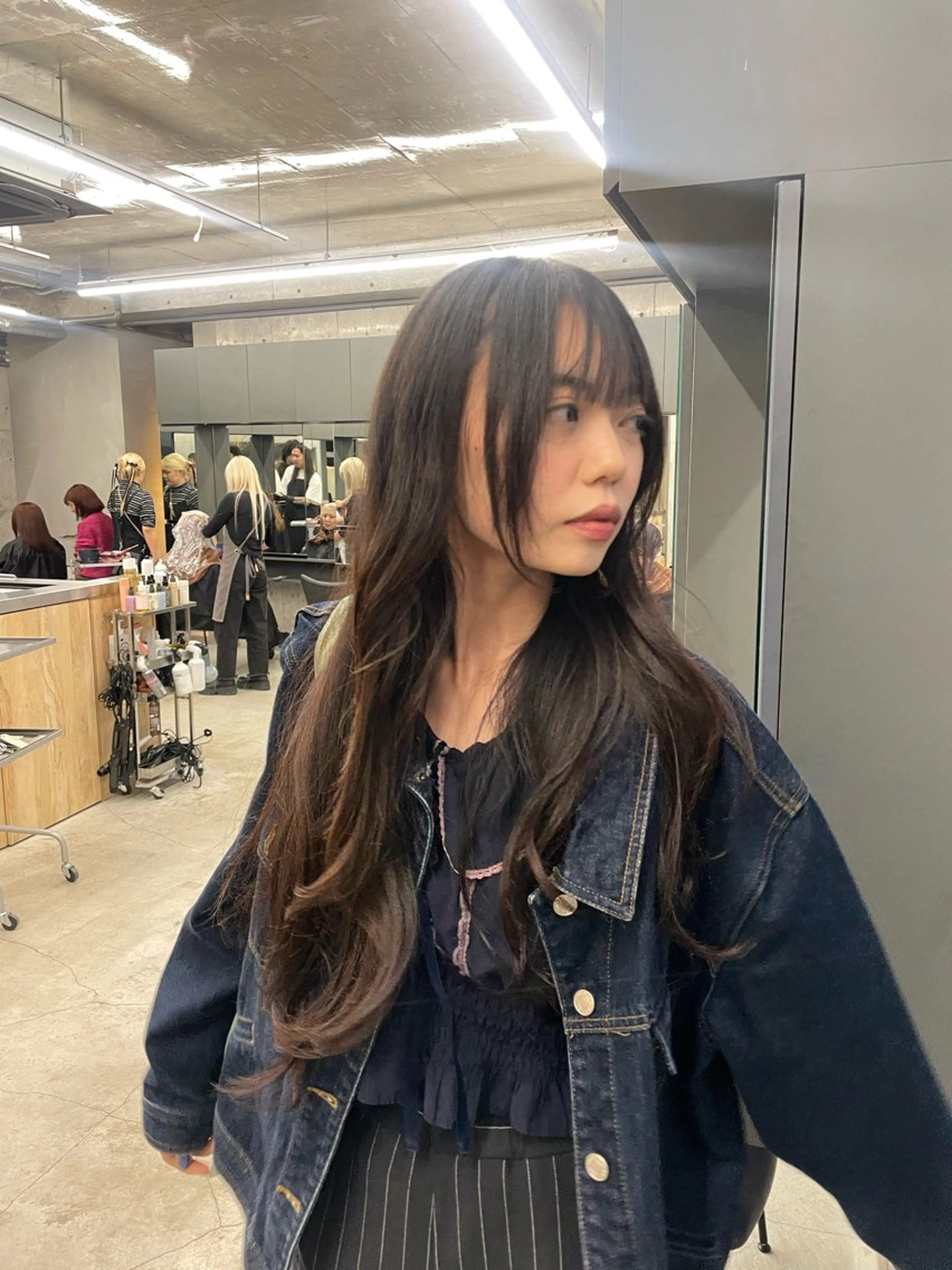 ロング カット 佐伯 和佳のヘアスタイル