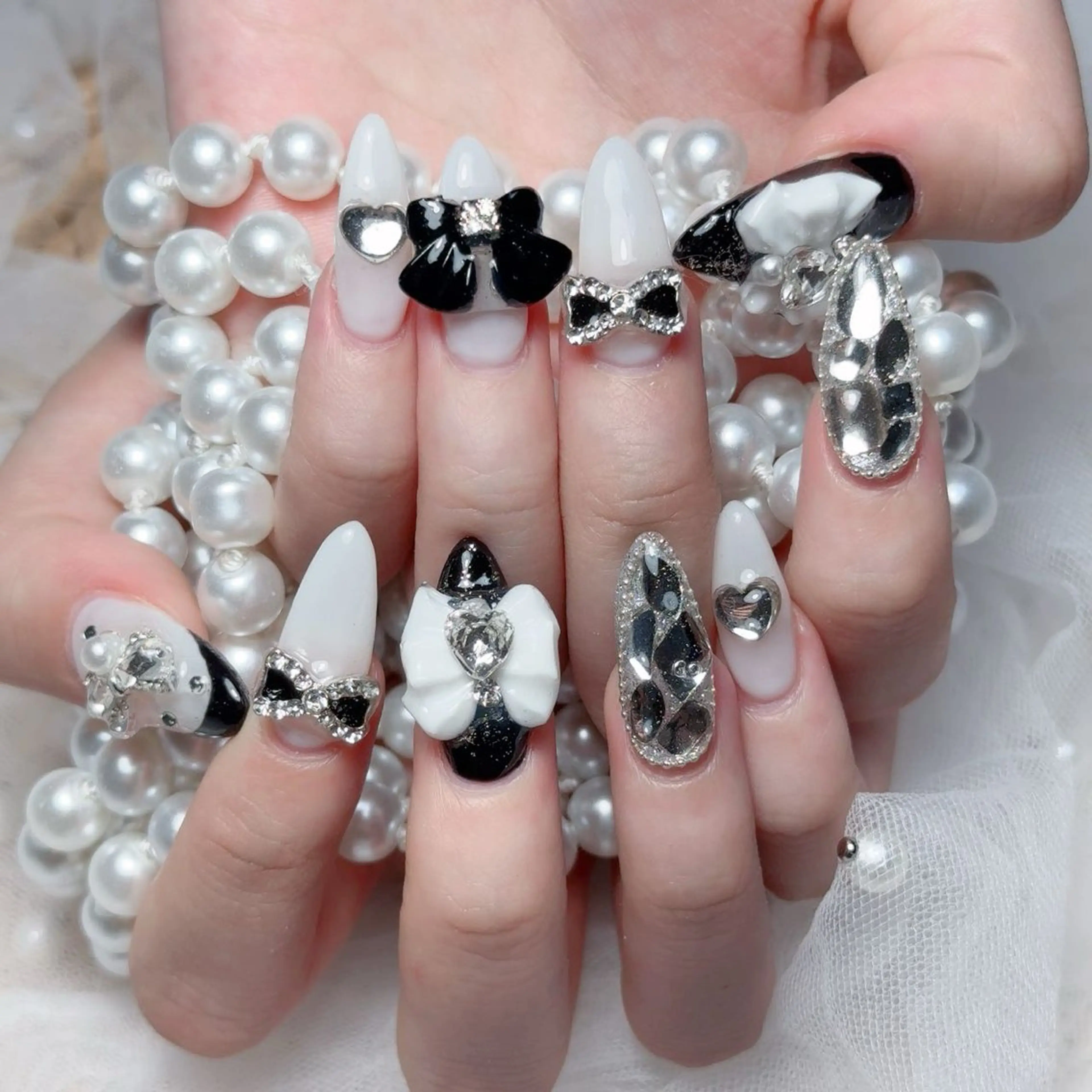 ネイル M🌷nail 長さだし専門店のネイルデザイン