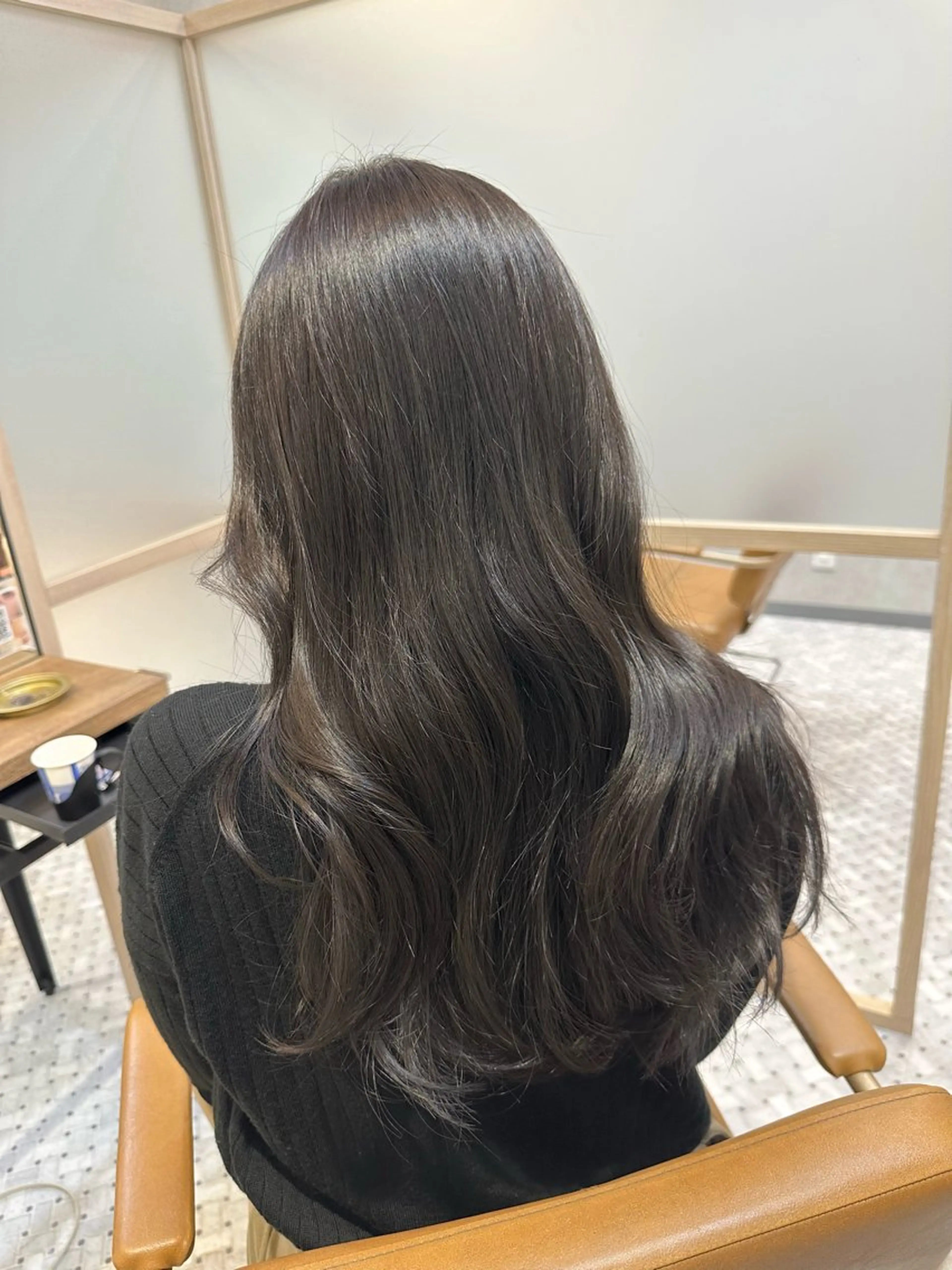 ロング カラー ヘアアレンジ ブリーチ 透明感カラー グレージュ ブリーチなしカラー REONA🪽✨ 日常に馴染む髪🫧のヘアスタイル