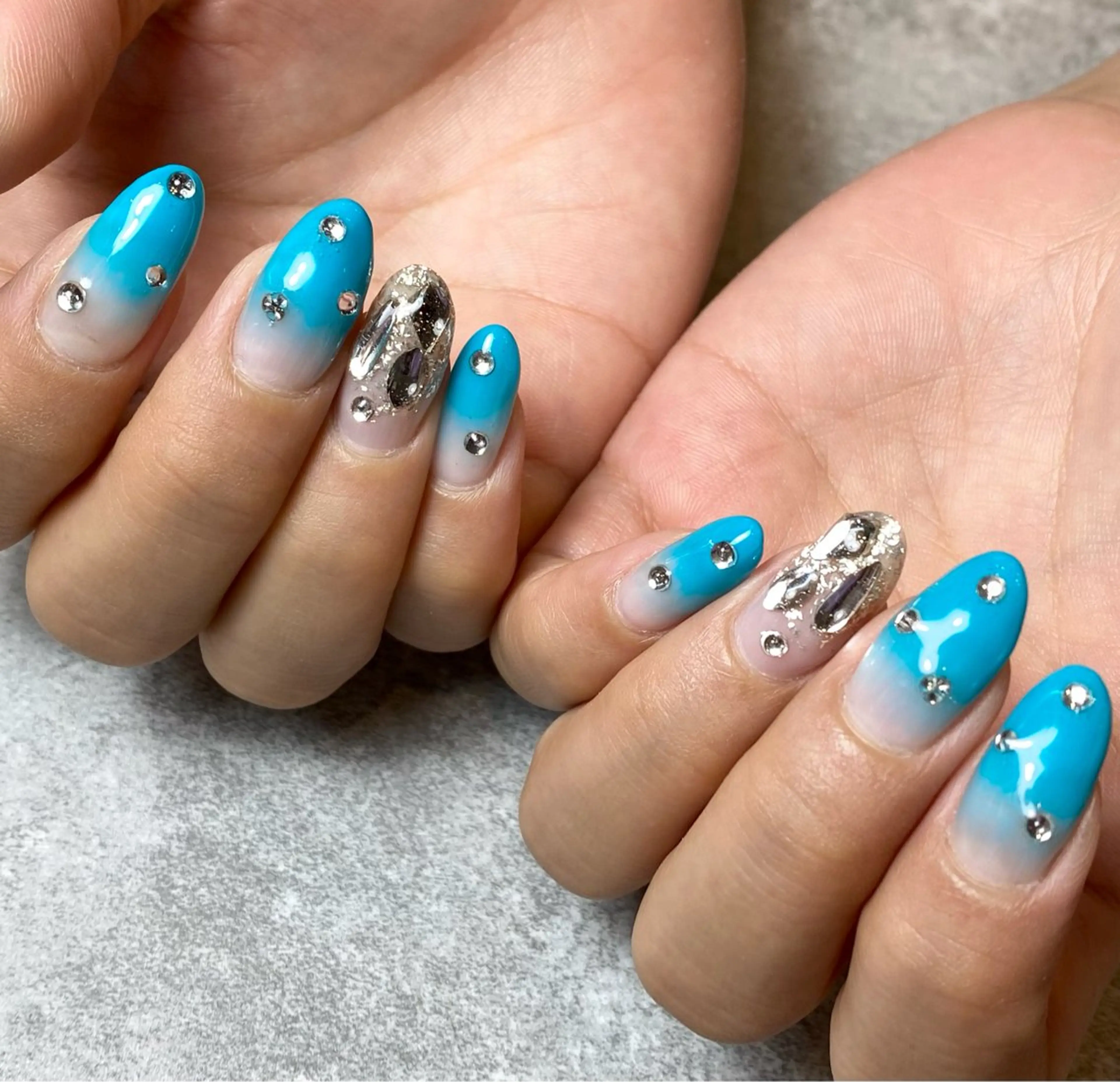 ネイル ブルー シンプルネイル ハンドネイル Narumi nailのネイルデザイン