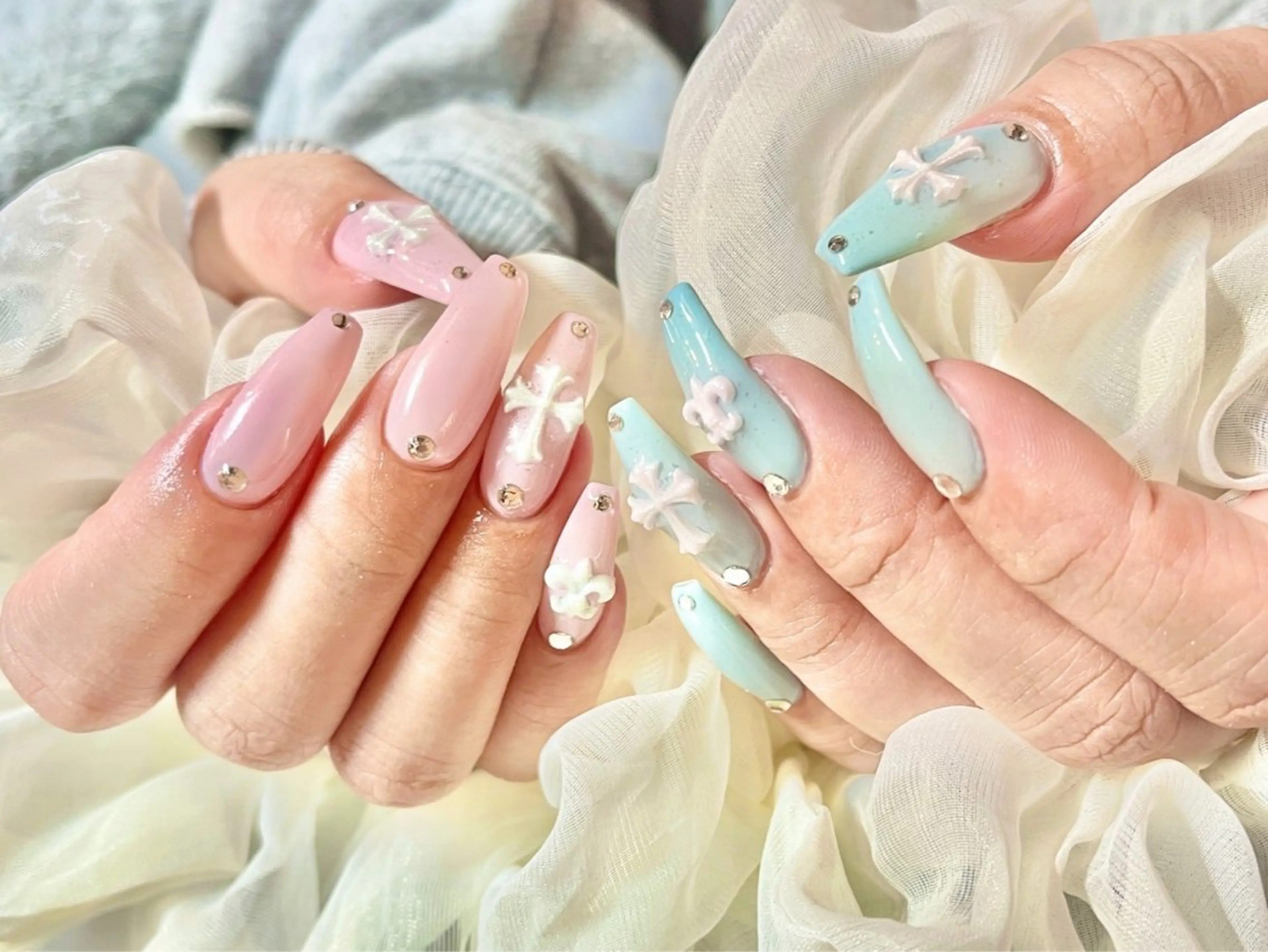 ネイル 長さ出し フレンチネイル ジェルネイル グラデーション 韓国ネイル ハンドネイル Nail&eye Belire 新宿のネイルデザイン