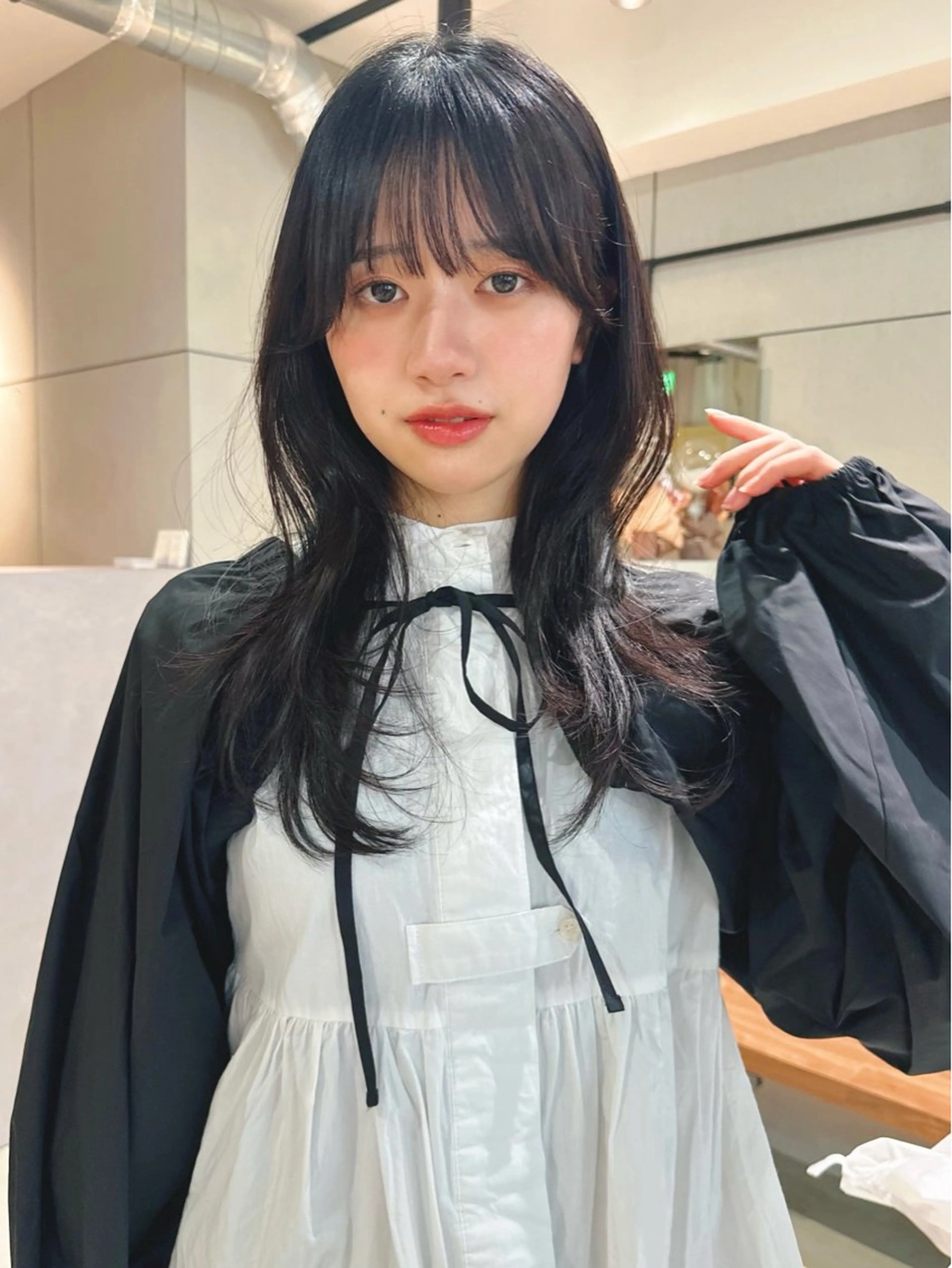 ロング カラー パーマ 🫧小顔×似合わせ× 透明感カラー🫧のヘアスタイル