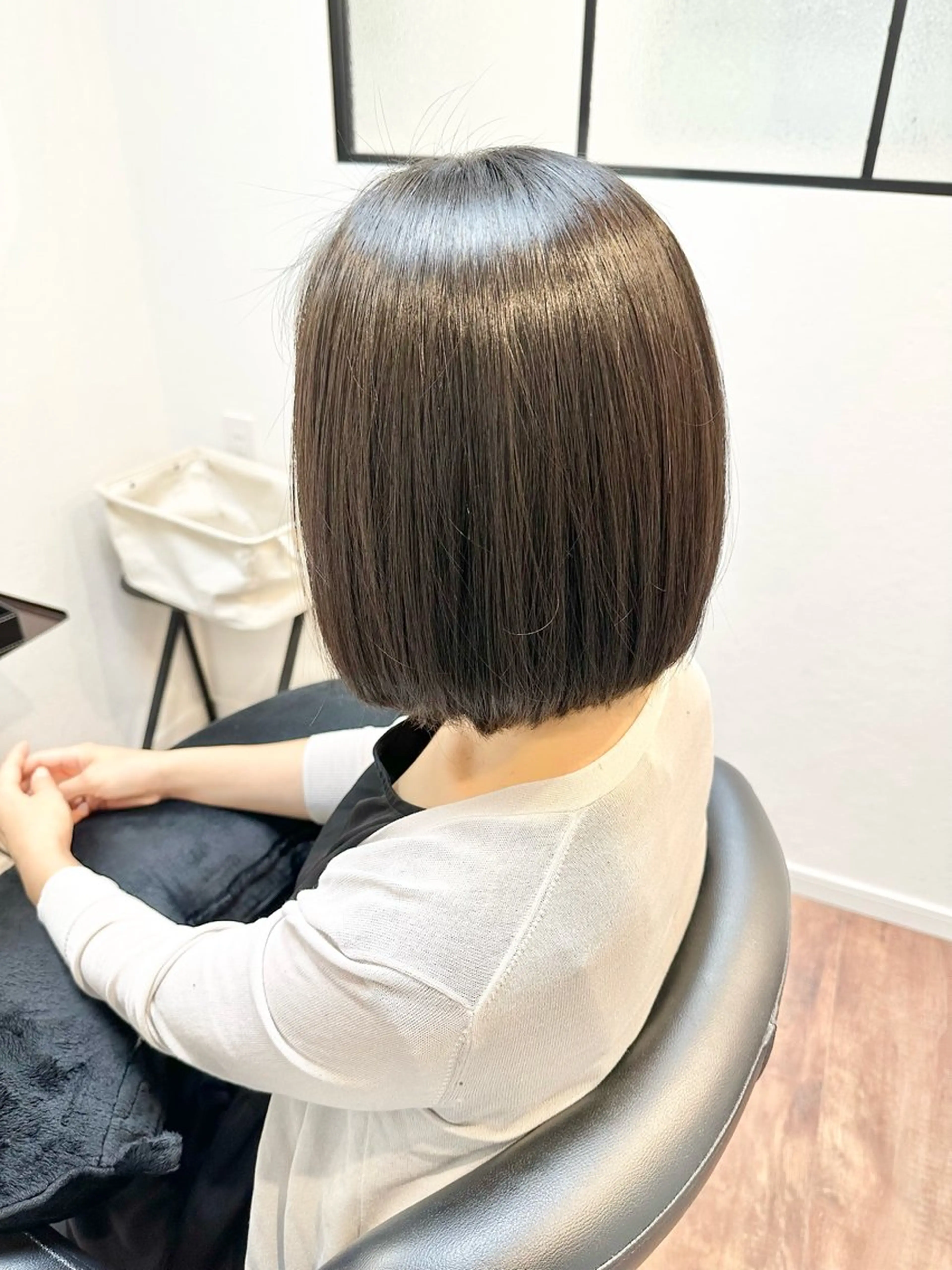 カット+縮毛矯正+トリートメント　　　　　　　　　　　　最終受付時間15:00の写真