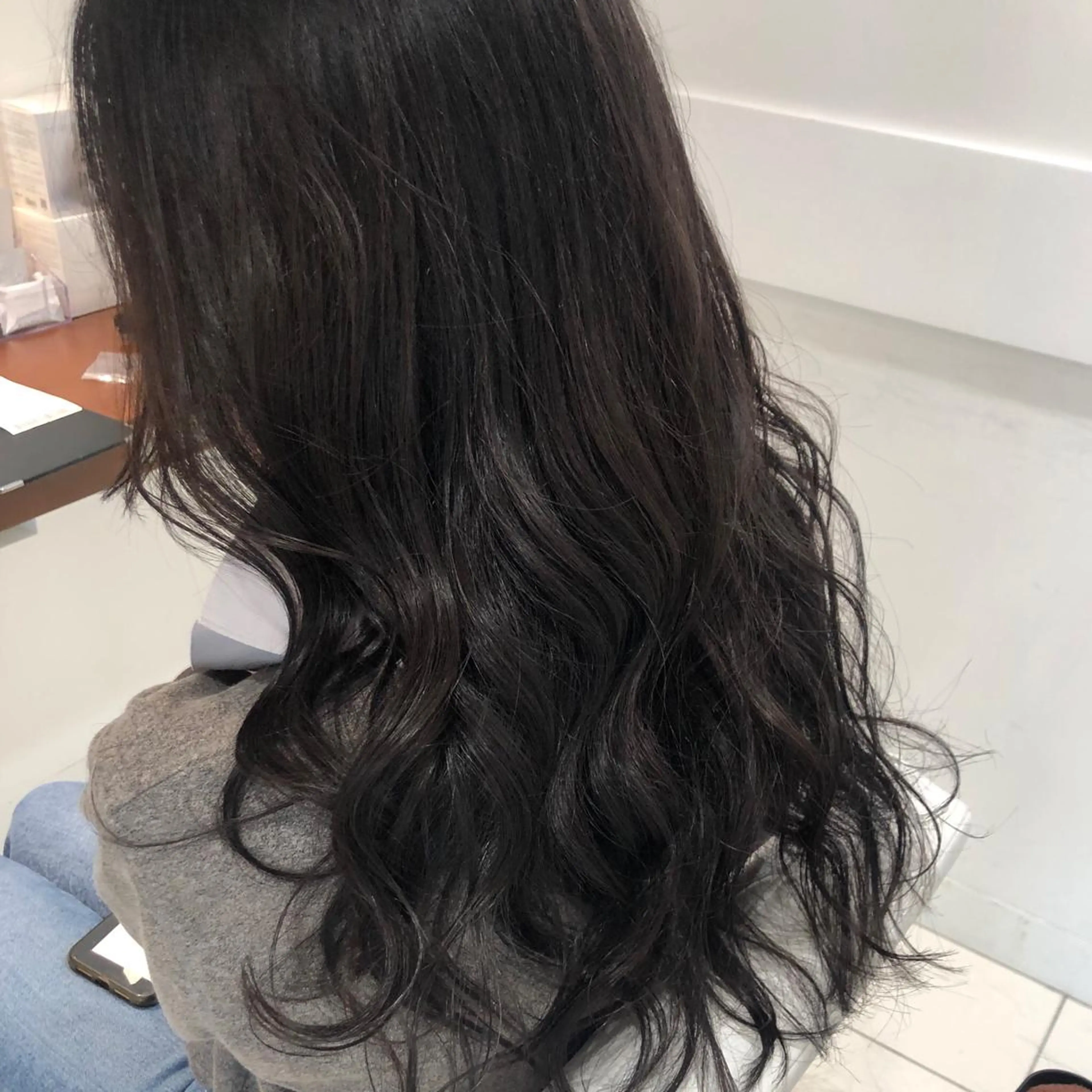 セミロング カラー 透明感カラー HOLON池袋所属・ウルフカット ハッシュカット/七海のヘアスタイル