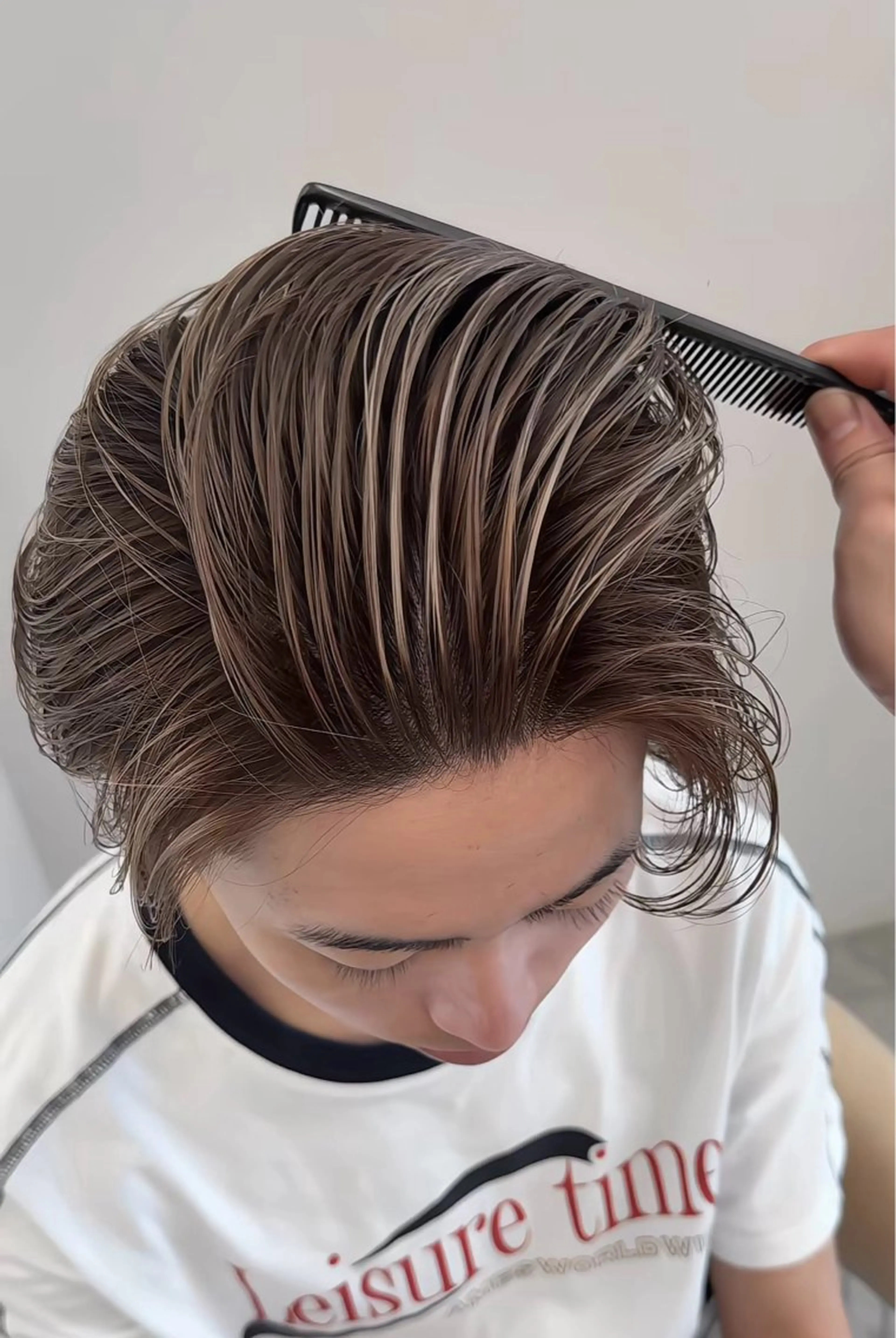ミディアム ヘアカラー 🇺🇸ルミナ🔥 外国人風ハイライトのヘアスタイル