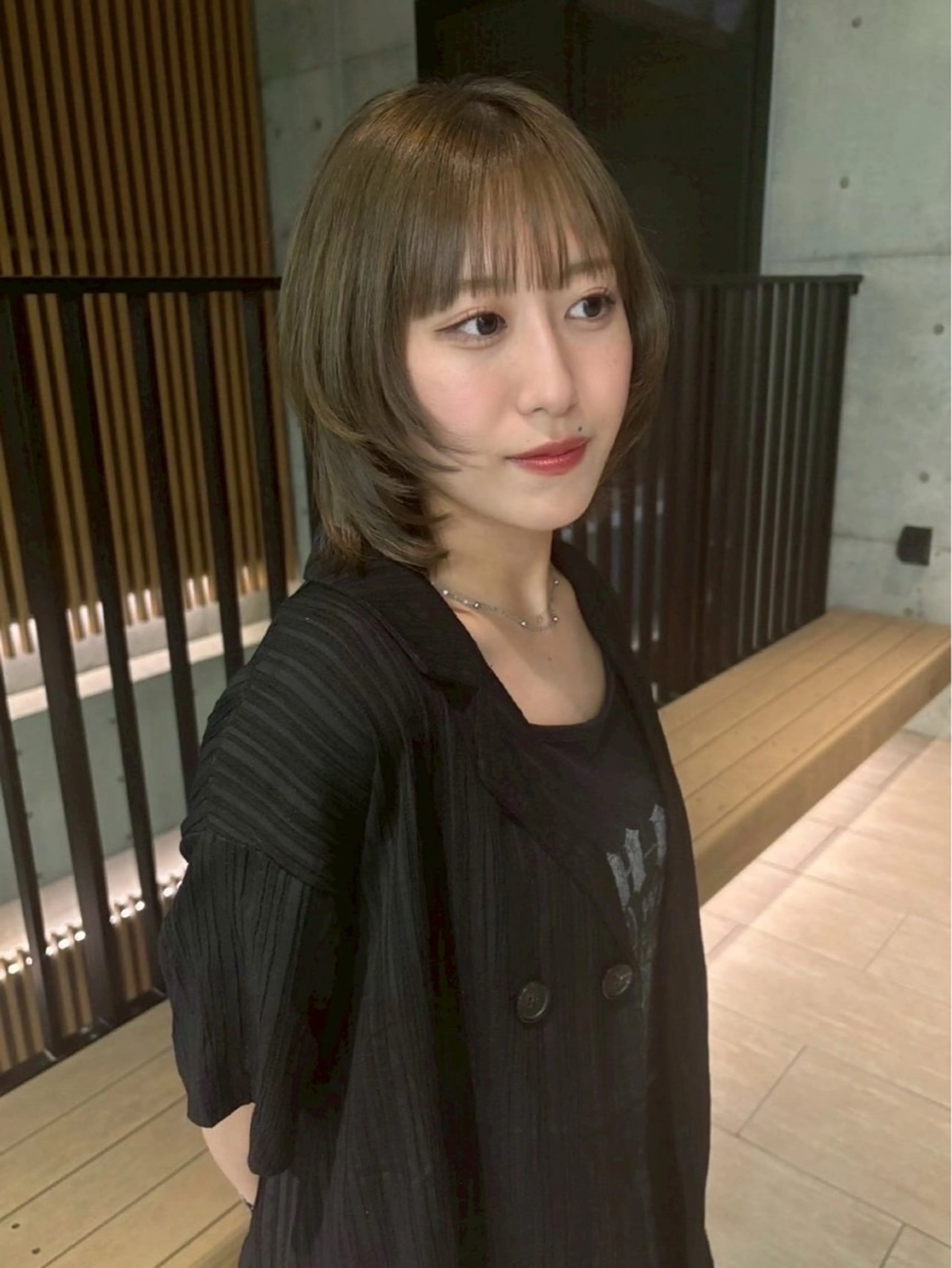 ショート カラー ヘアアレンジ ブリーチ ブリーチなしカラー ハッシュカット 韓国風ヘア レイヤーカット カット ヘアカラー トリートメント umu.［韓国ヘア /レイヤーカット］のヘアスタイル