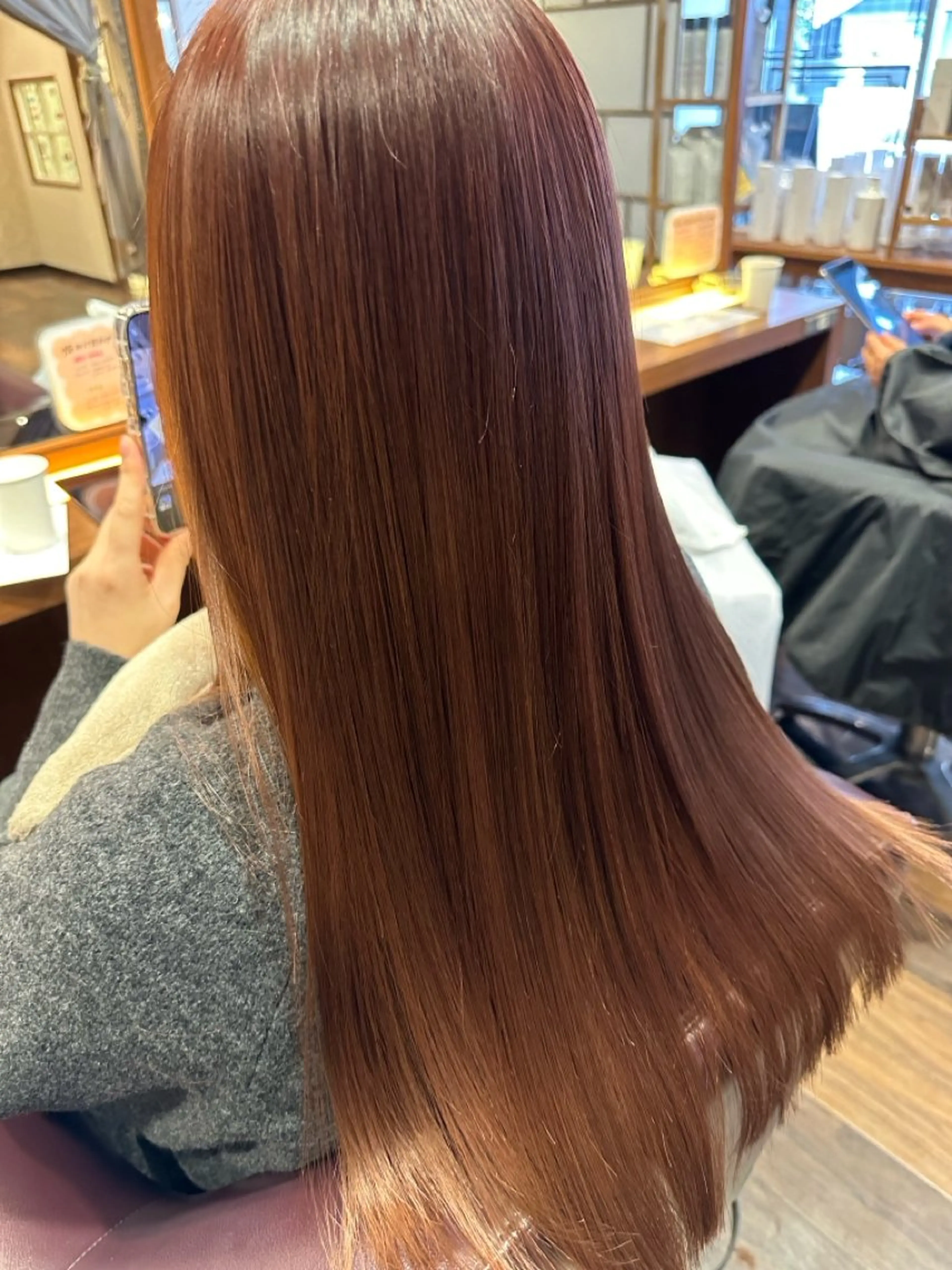 ロング ヘアカラー なかやま みおのヘアスタイル