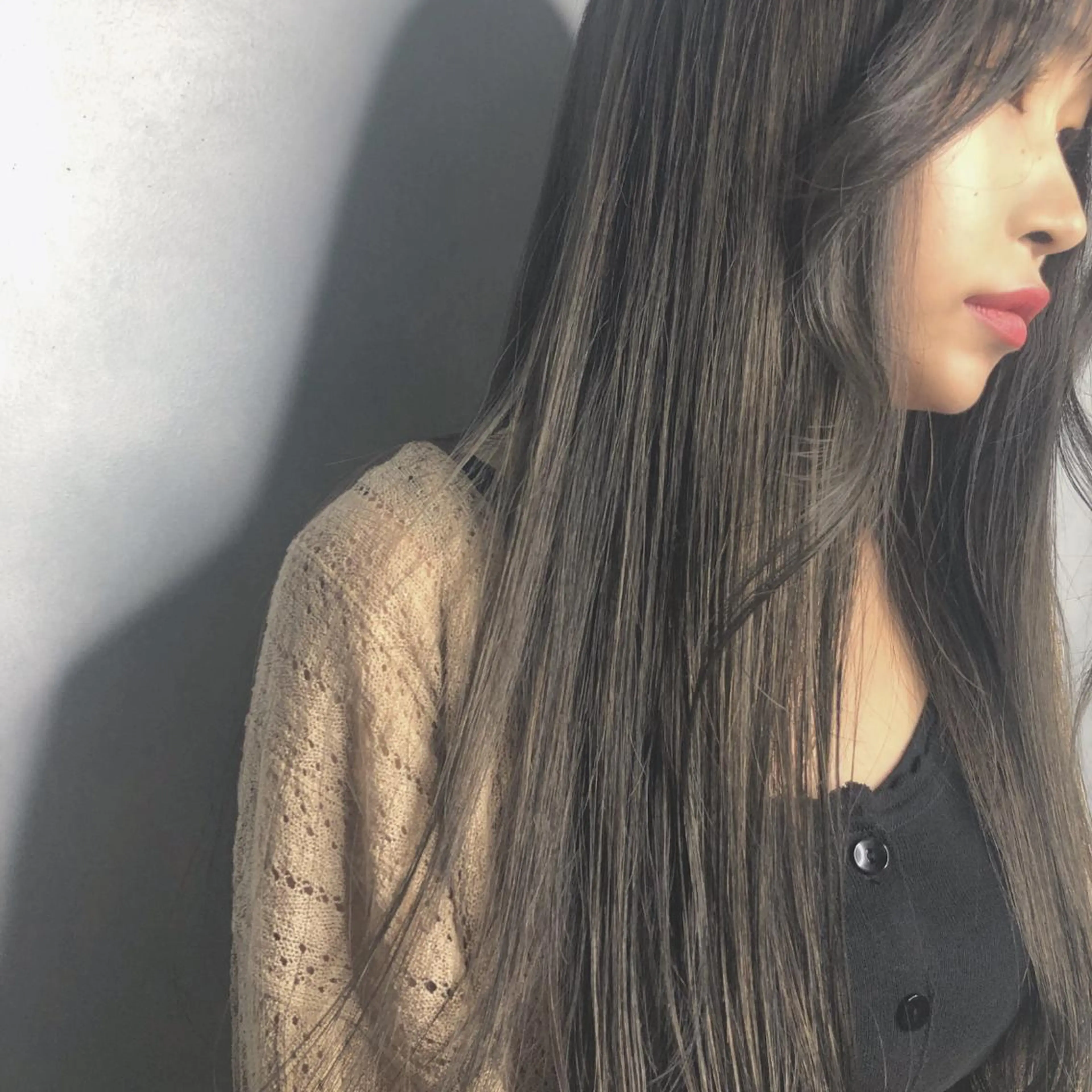 ロング カラー アディクシーカラー グレージュ ORIKA 美容室のヘアスタイル