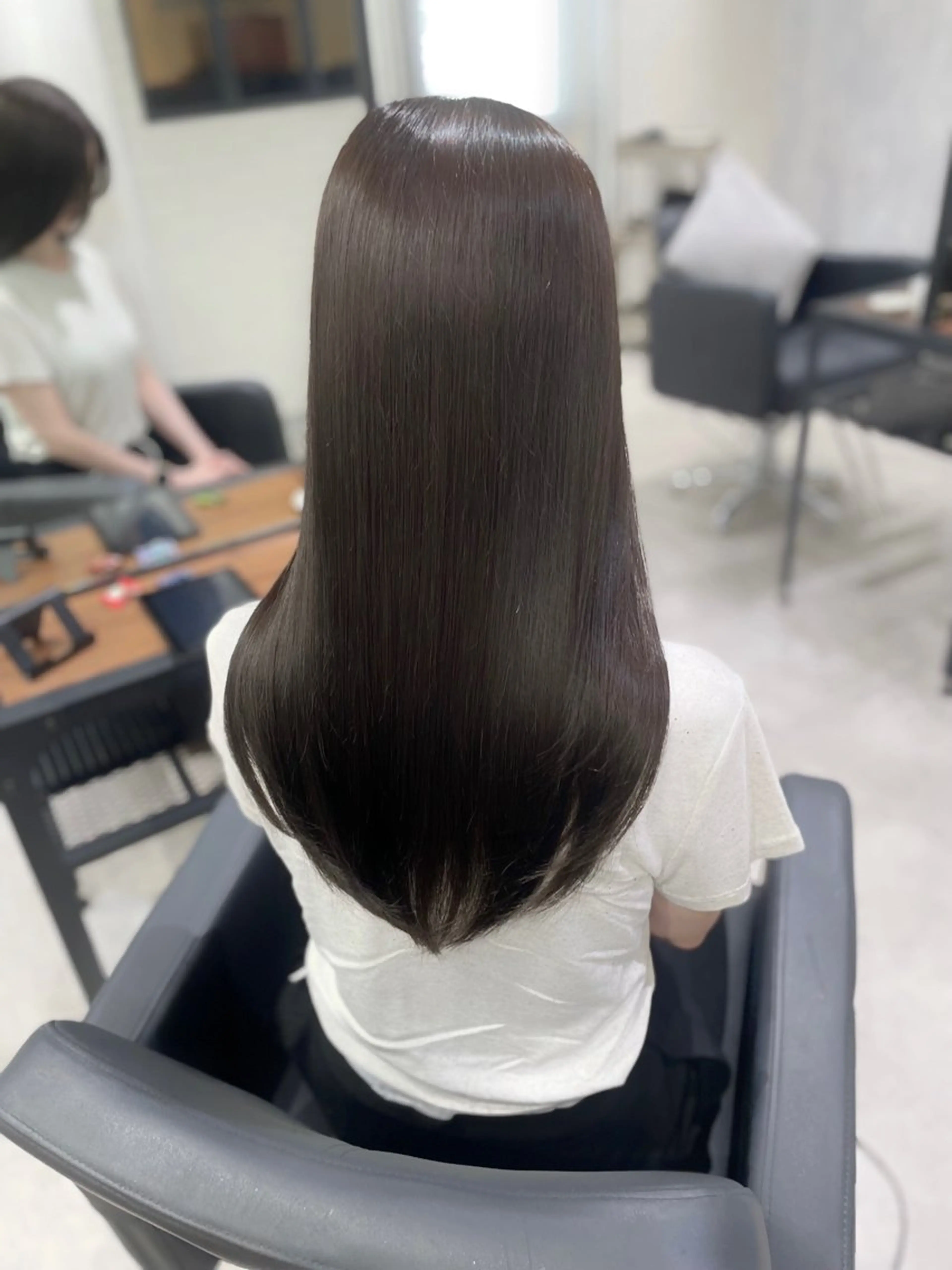 ロング レイヤーカット ヘアカラー トリートメント 杉野友彦/髪質改善 Zina博多店店長のヘアスタイル