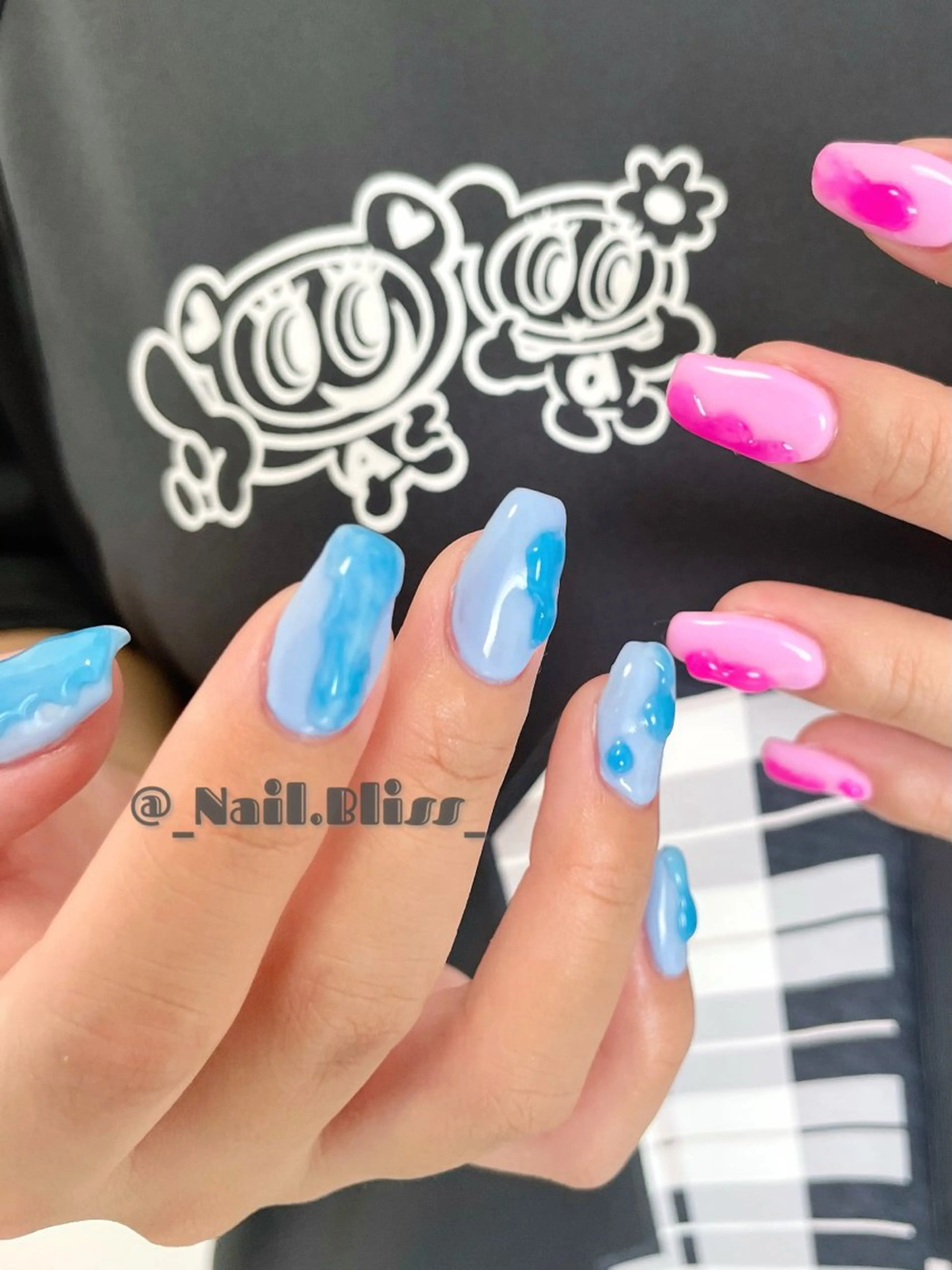 ネイル 氷ネイル・うるうるネイル 持ち込み ハンドネイル NAIL BLISSのネイルデザイン