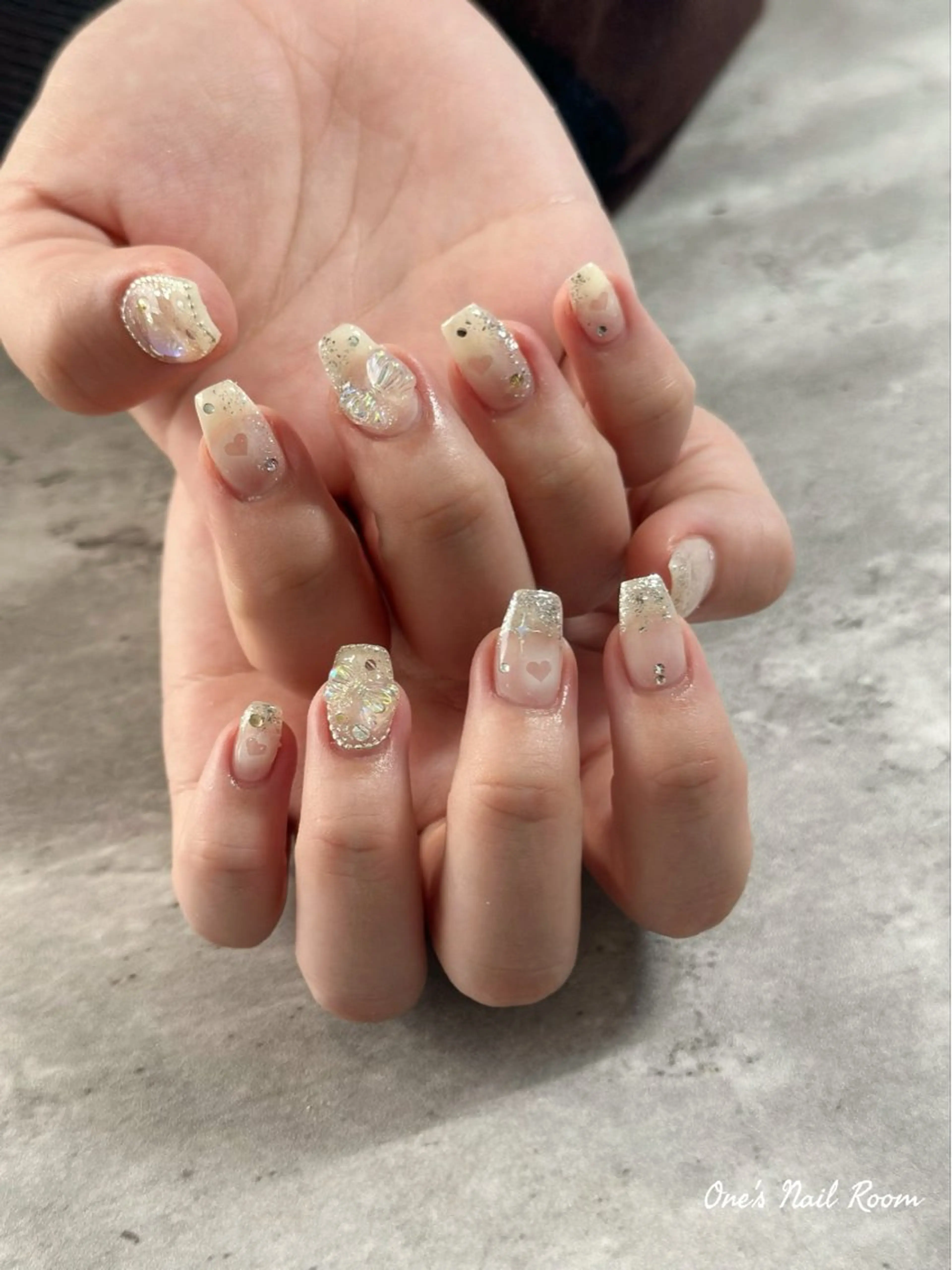 ネイル ハンドネイル One's Nail Roomのネイルデザイン