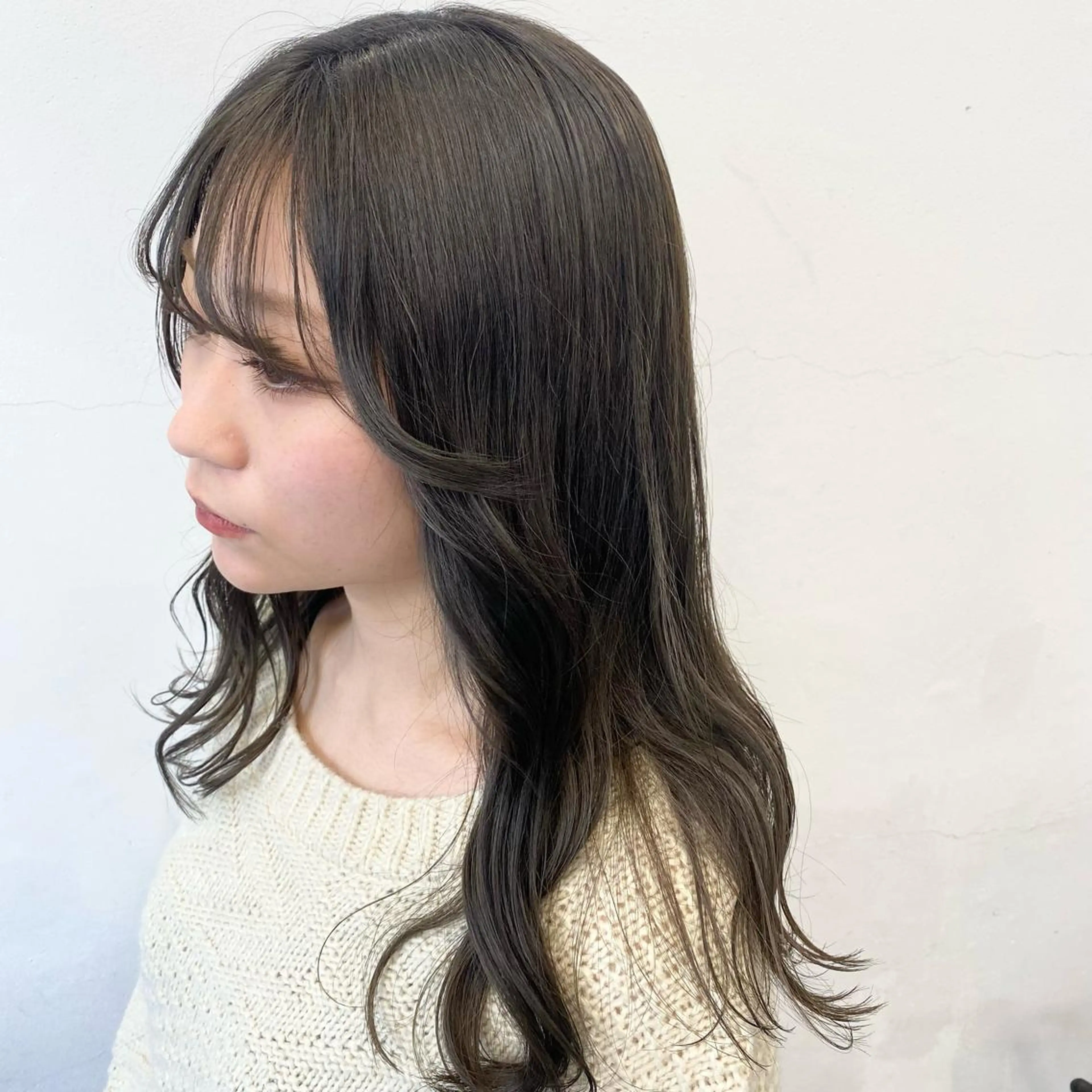 ロング カラー ヘアカラー トリートメント 🎀ツヤ髪韓国ヘア ミカ🎀のヘアスタイル