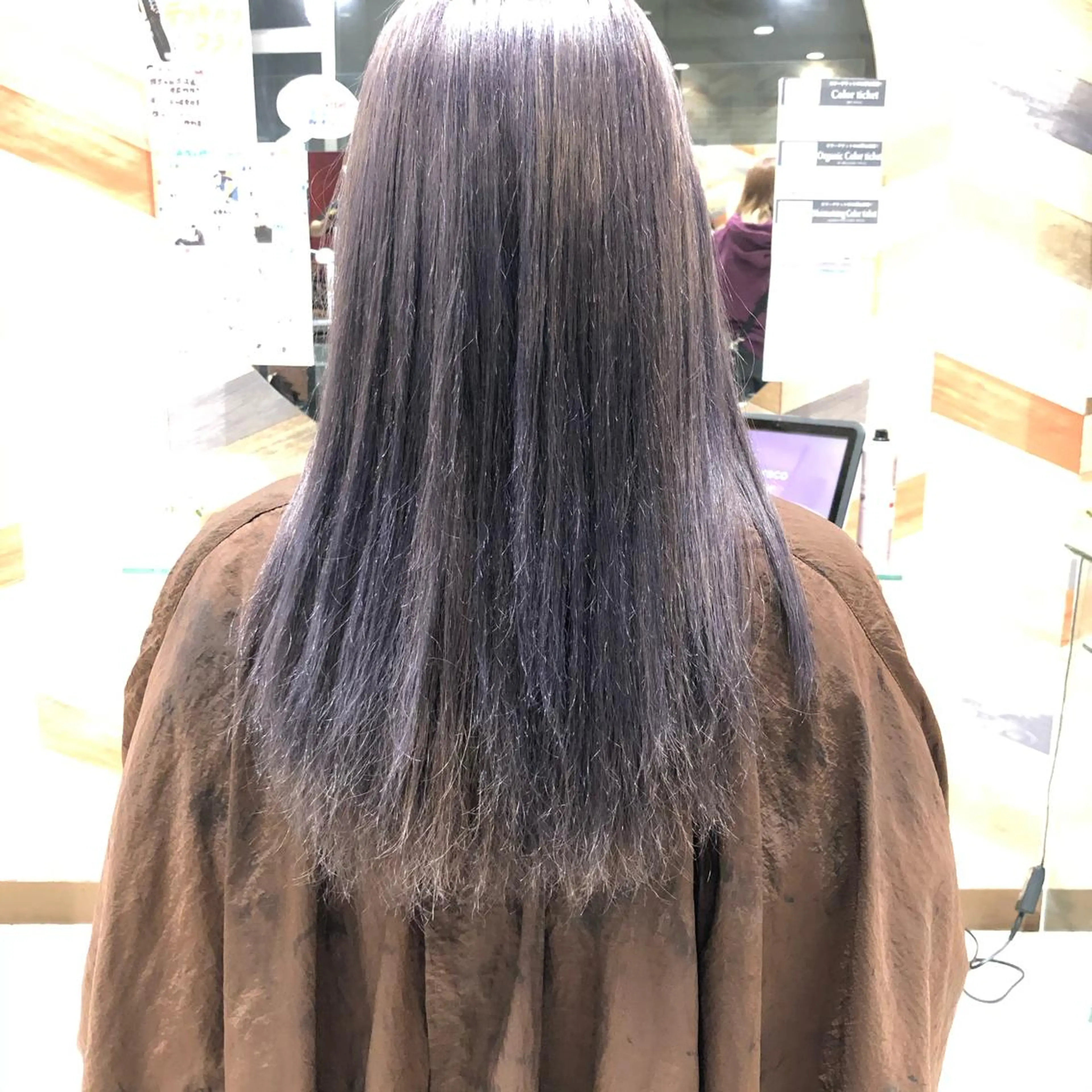 ロング 中島 稔のヘアスタイル