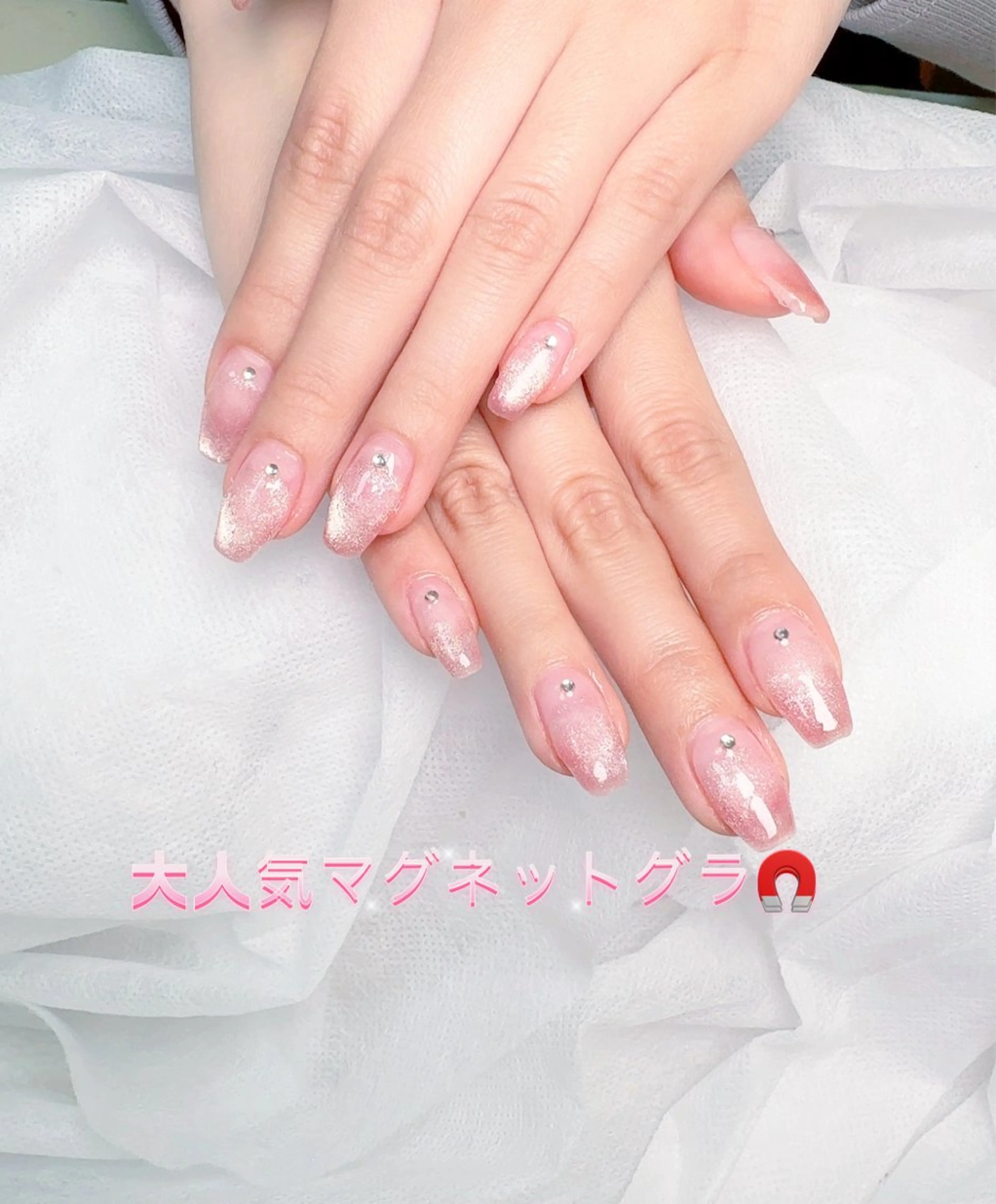ネイル pink ladyサロン所属・べ にのネイルデザイン