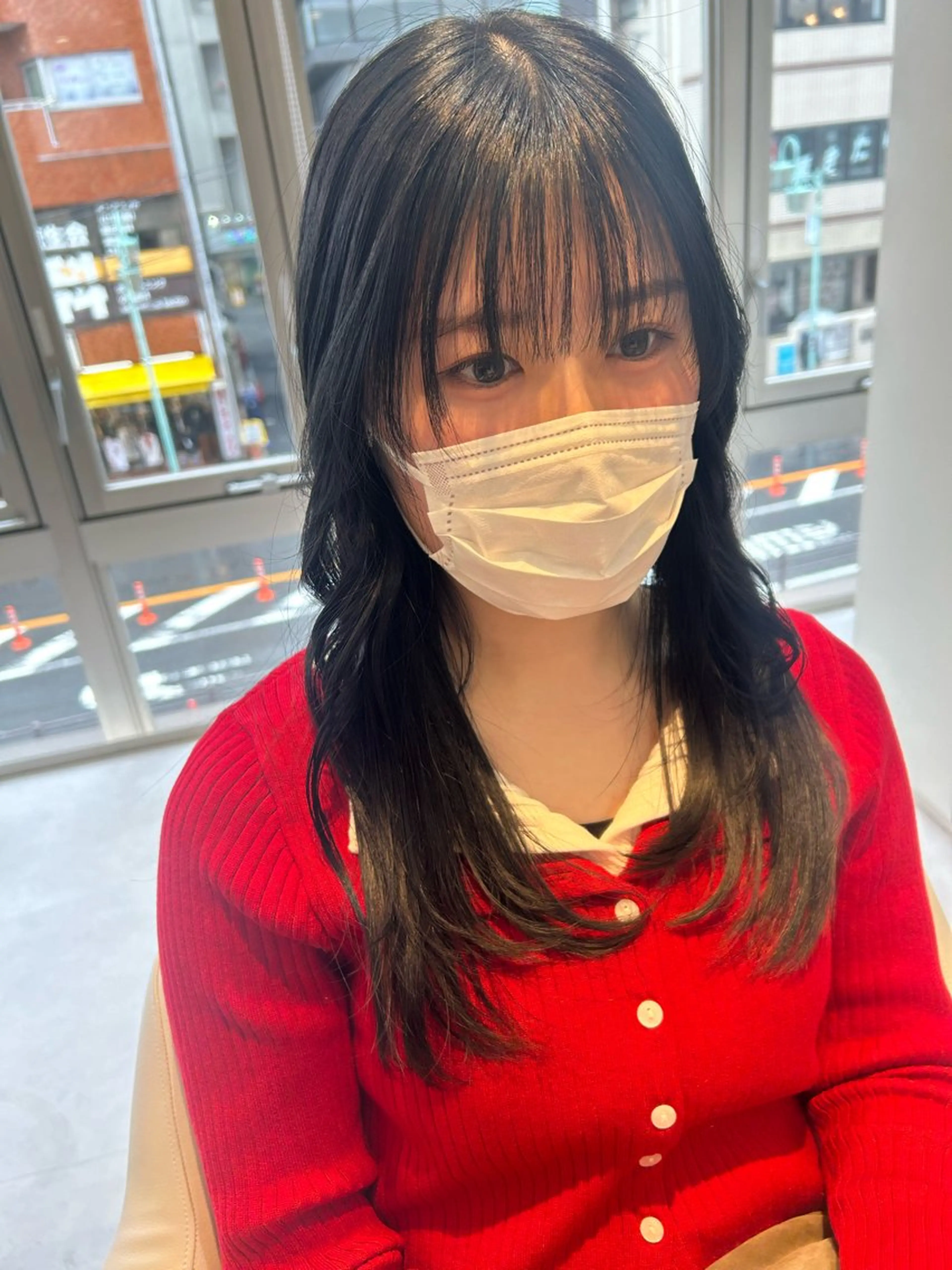 ロング 顔まわりレイヤー 顔周りカット レイヤーカット VISAGE a.c.t所属・齋藤 菜々実のヘアスタイル