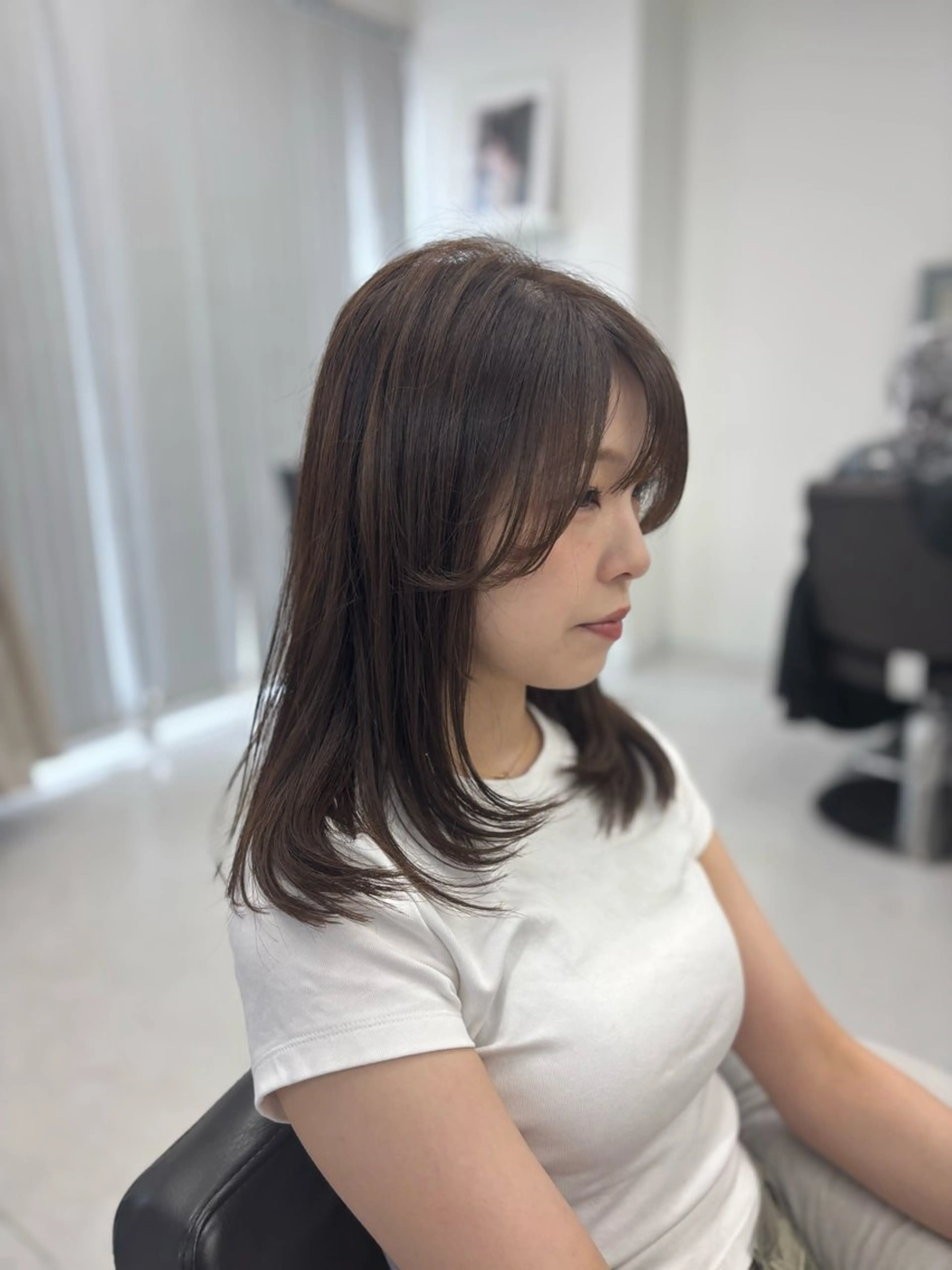 セミロング カット ヘアカラー 岩﨑真奈【LEV.】 ボブスタイルのヘアスタイル