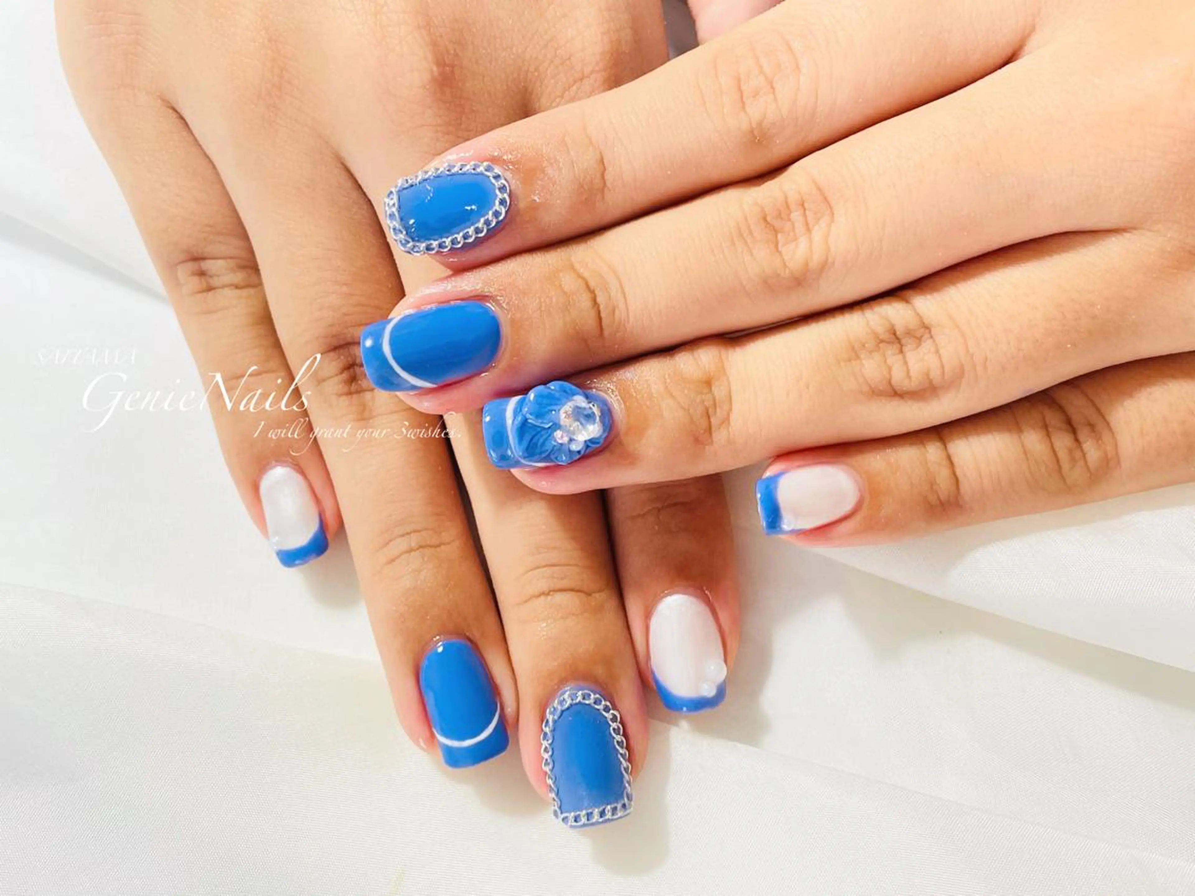 ネイル フットネイル キラキラネイル ロングネイル ニュアンスネイル ショートネイル Genie Nailsのネイルデザイン