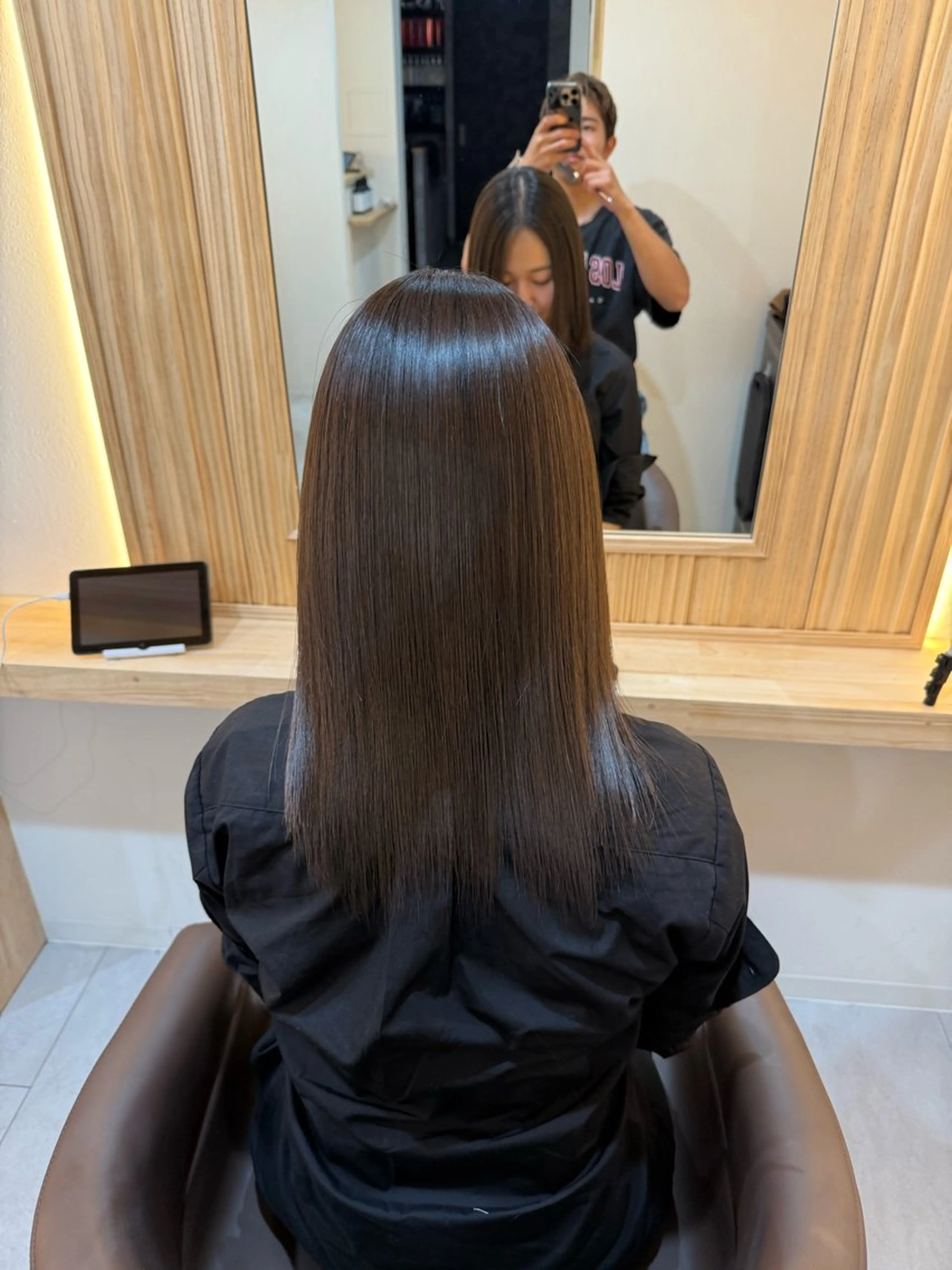 セミロング トリートメント トリートメント attrait南堀江所属・乾かすだけで艶髪 松村海世のヘアスタイル