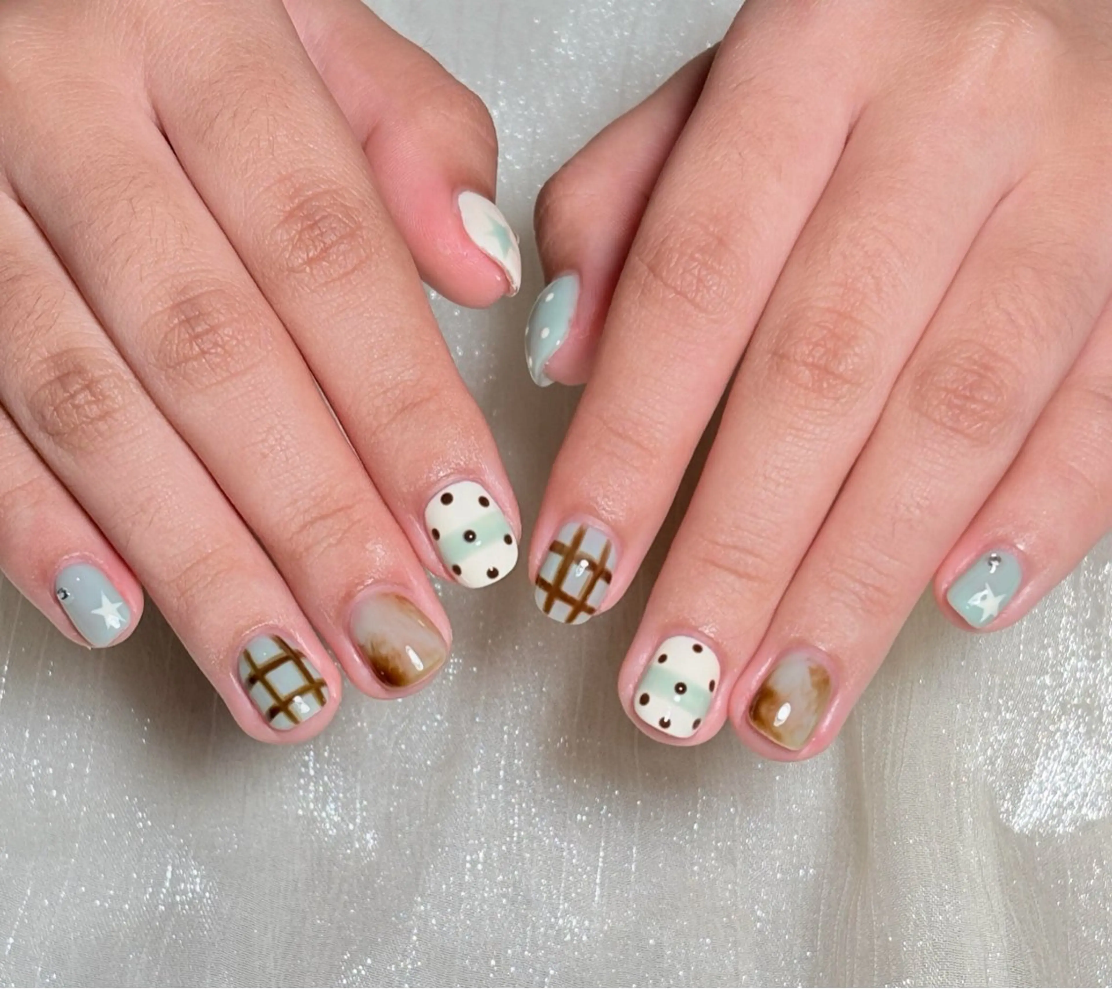 ネイル EE.Nail所属・FuFu.Nail 2️⃣番のネイルデザイン